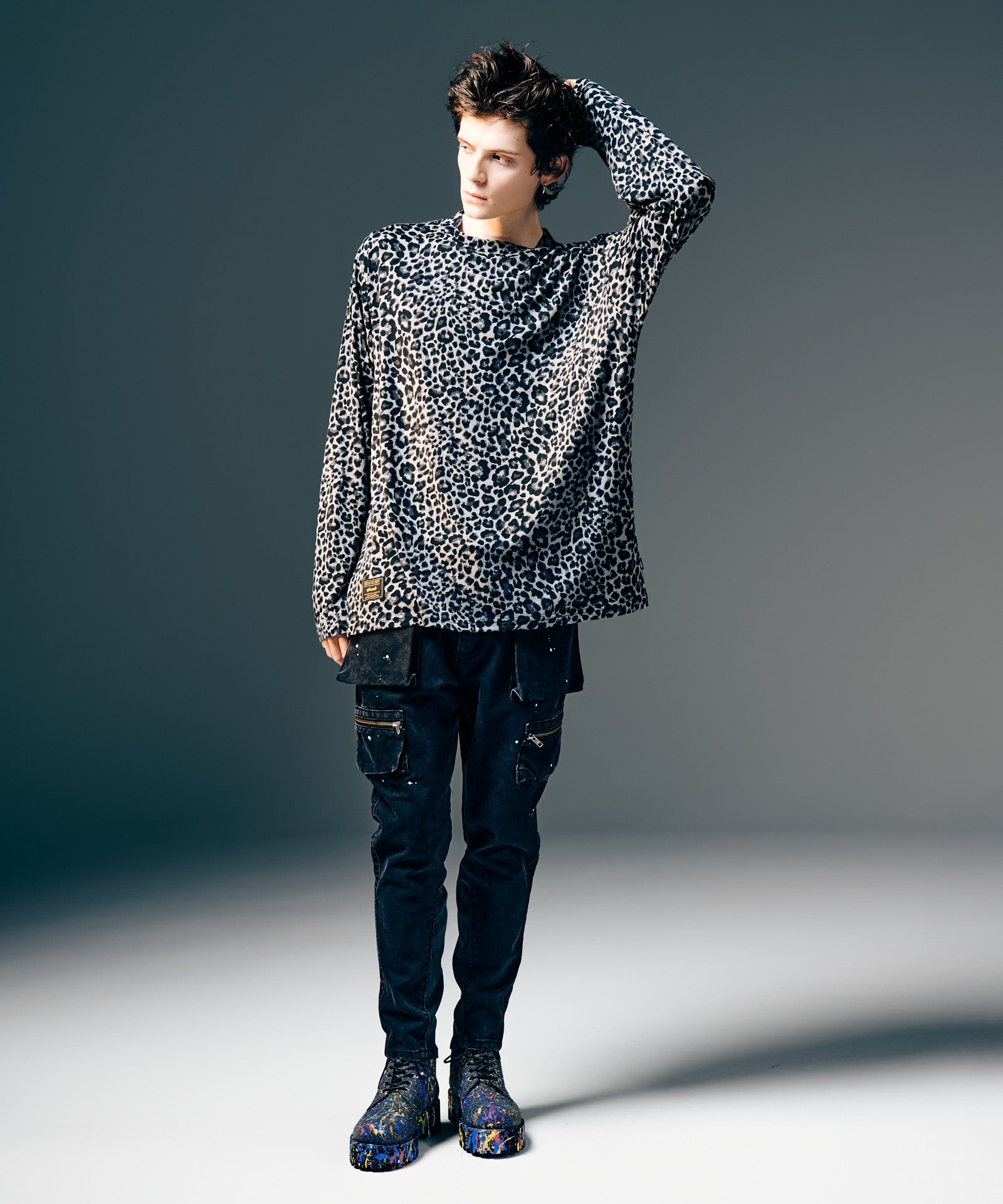 H:175 / C:82 / W:64 / H:83 着用サイズ:L