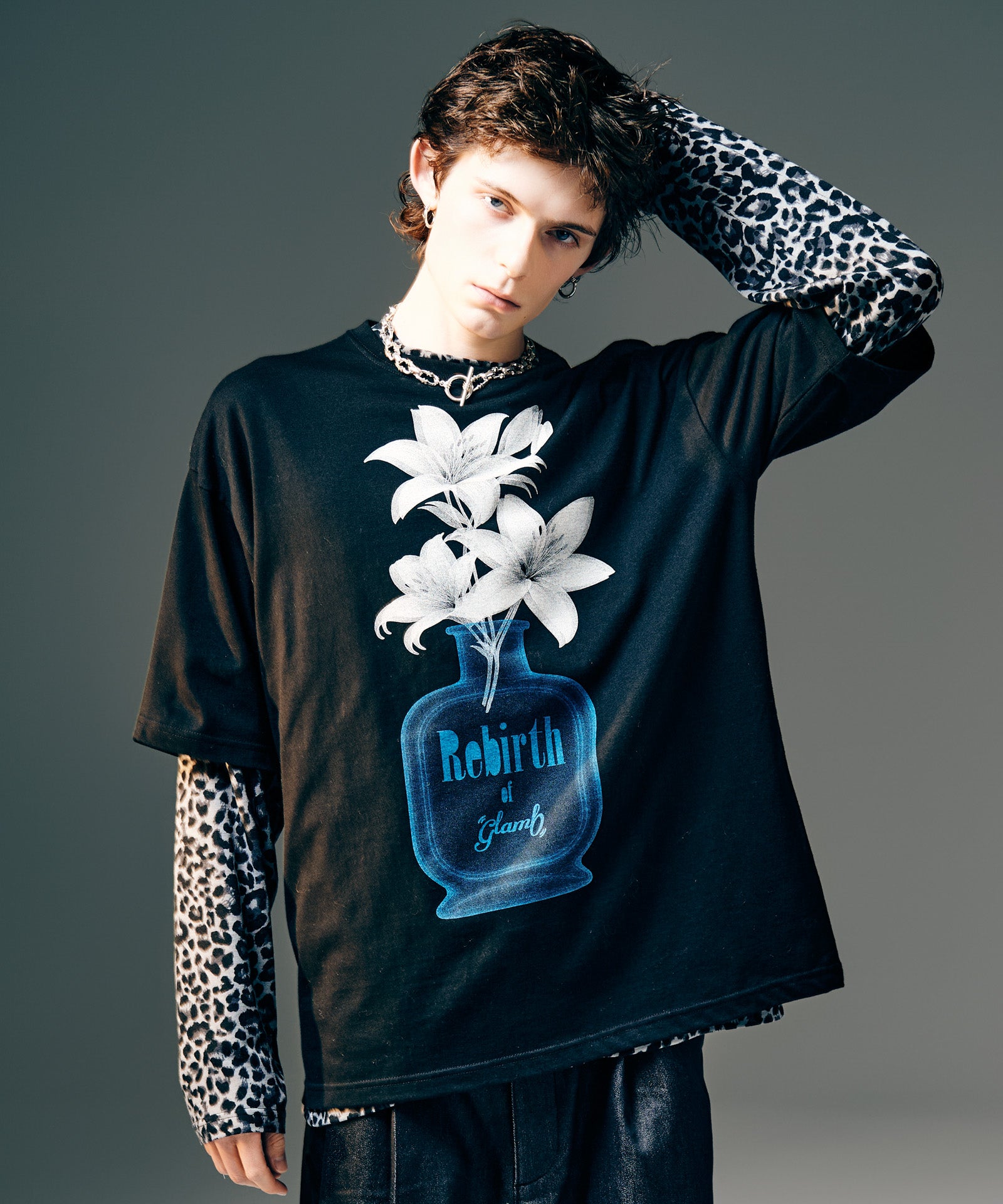 H:175 / C:82 / W:64 / H:83 着用サイズ:M