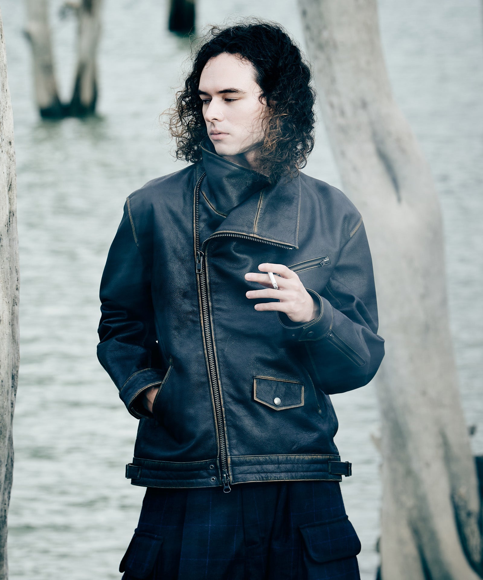 H:175 / C:83 / W:66 / H:87 着用サイズ:L