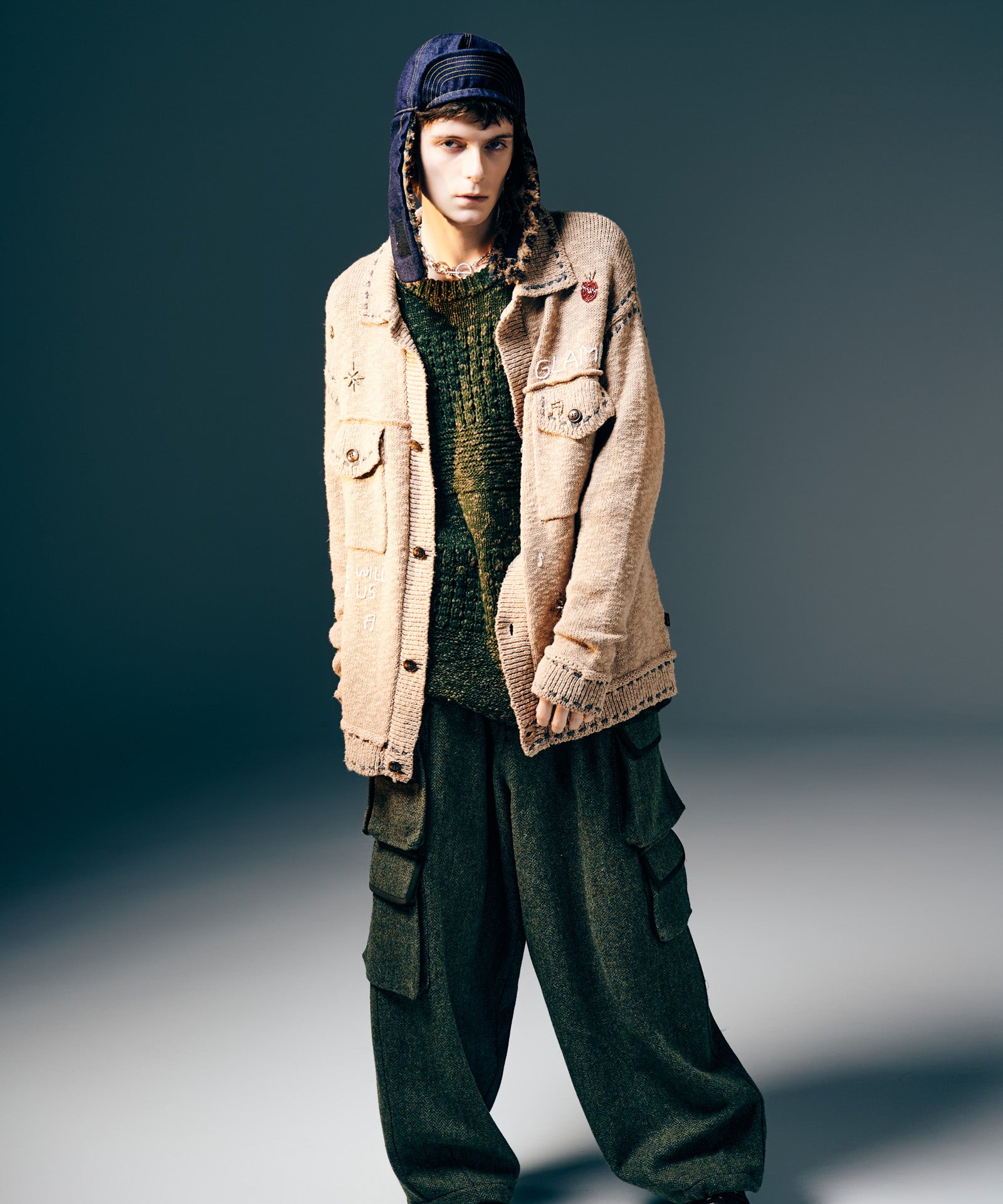 H:175 / C:82 / W:64 / H:83 着用サイズ:L