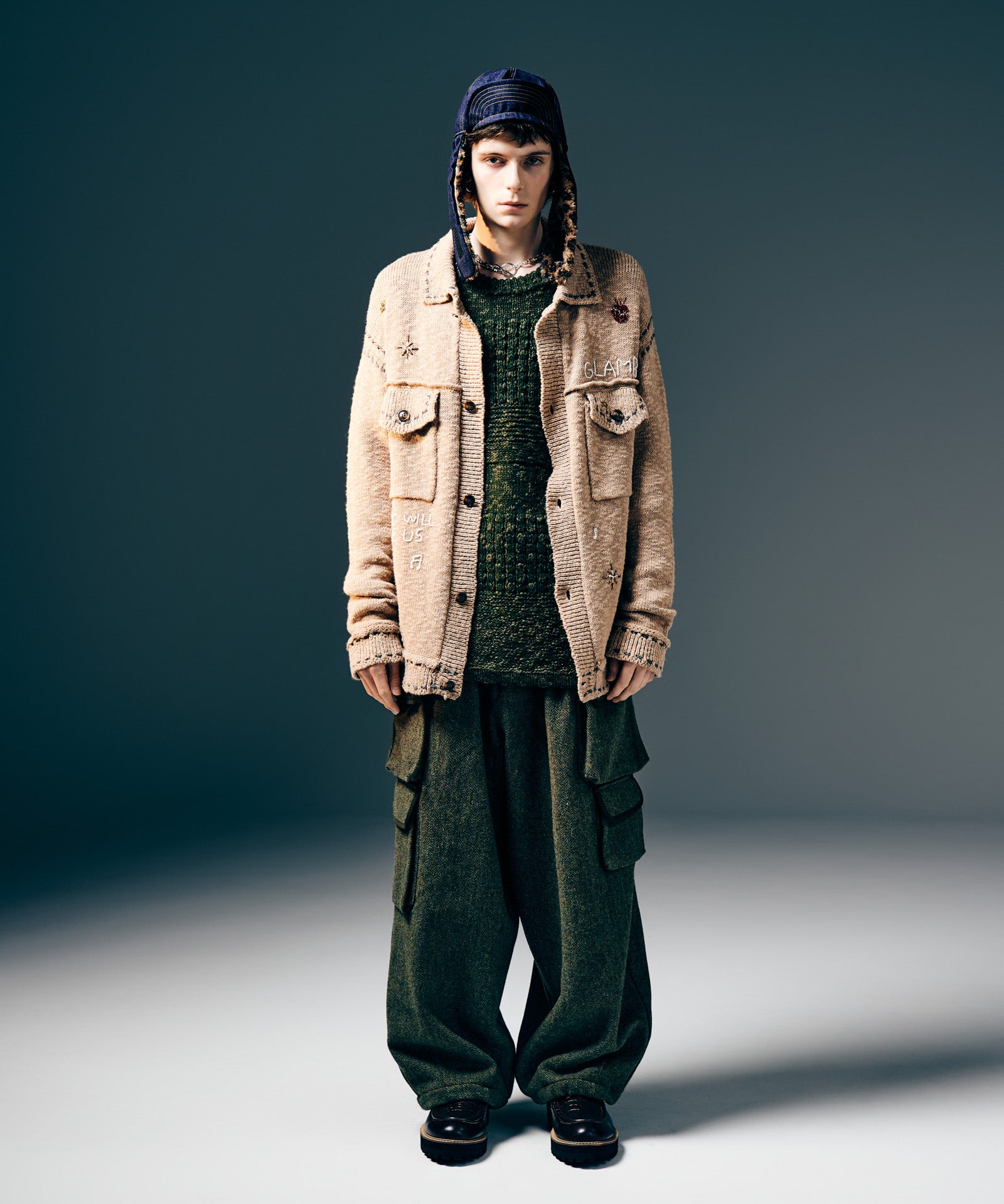 H:175 / C:82 / W:64 / H:83 着用サイズ:L