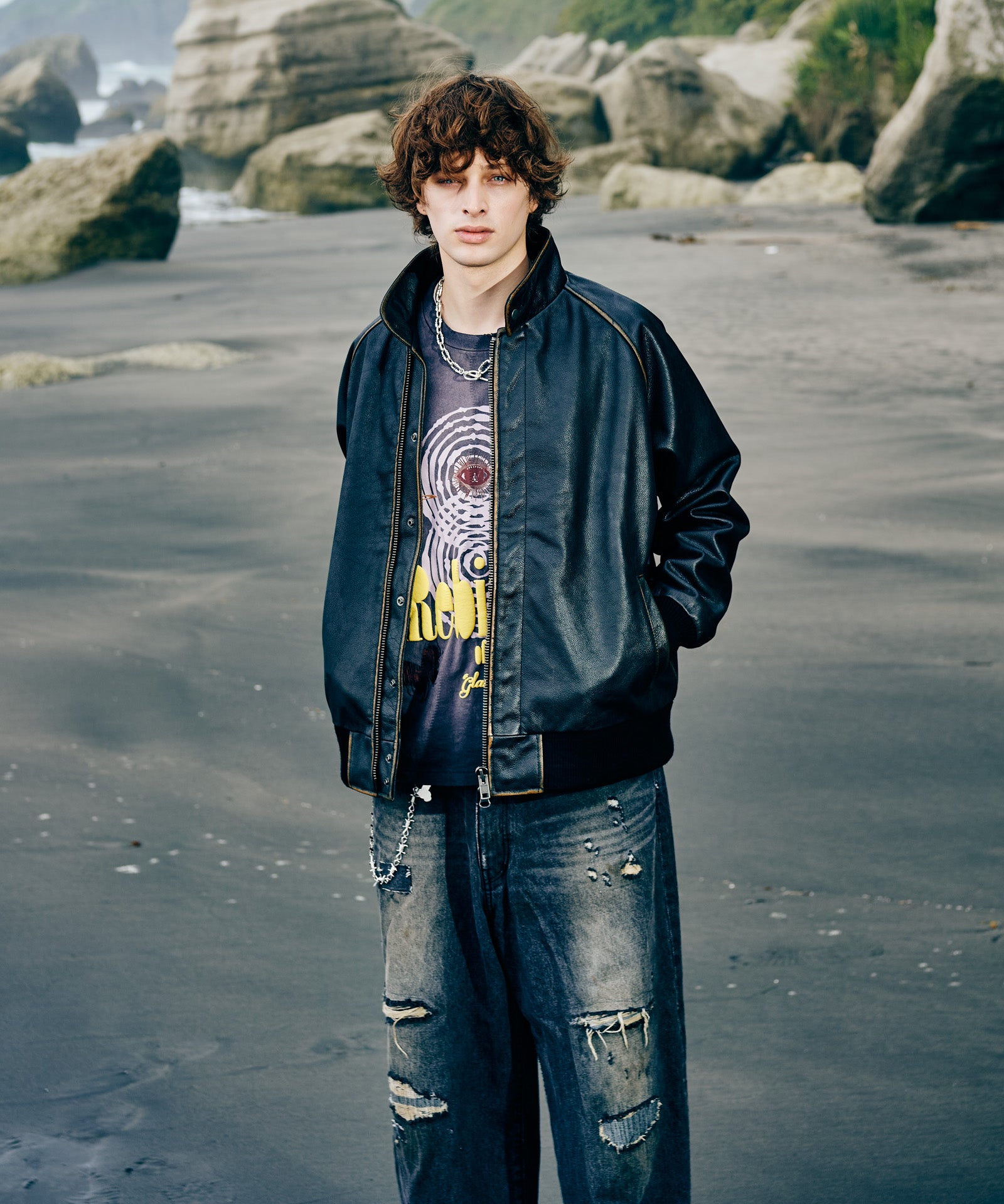 H:186 / C:89 / W:71 / H:92 着用サイズ:L