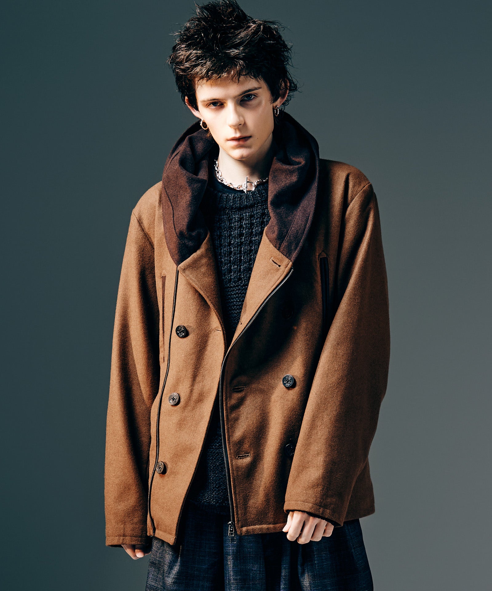 H:175 / C:82 / W:64 / H:83 着用サイズ:L