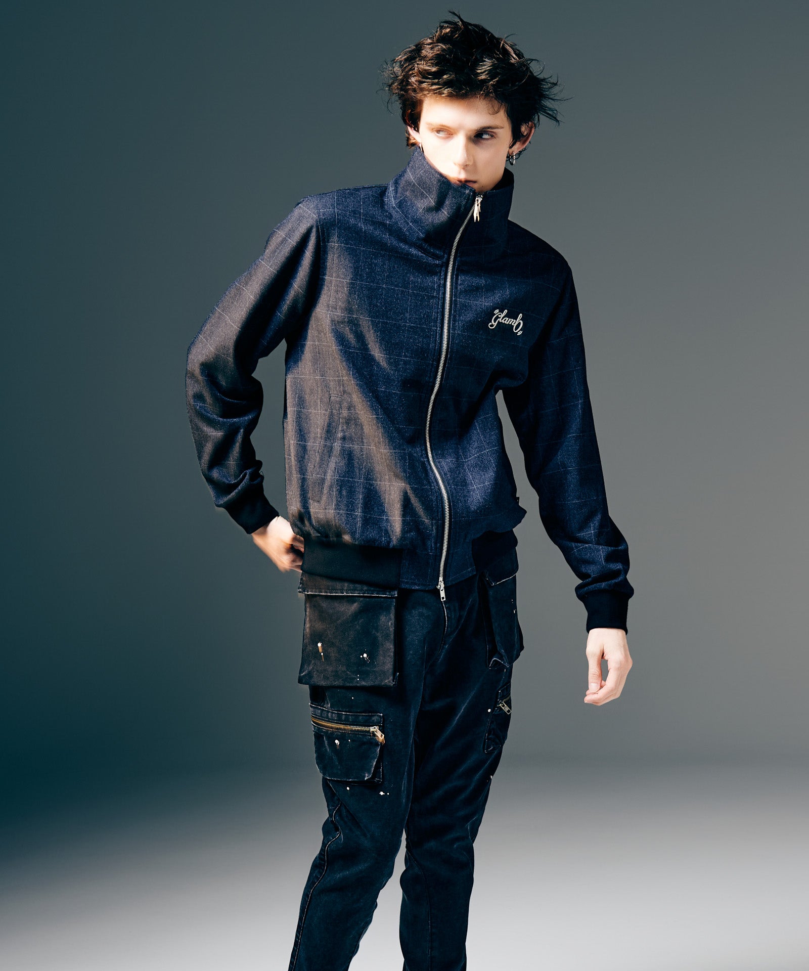 H:175 / C:82 / W:64 / H:83 着用サイズ:L