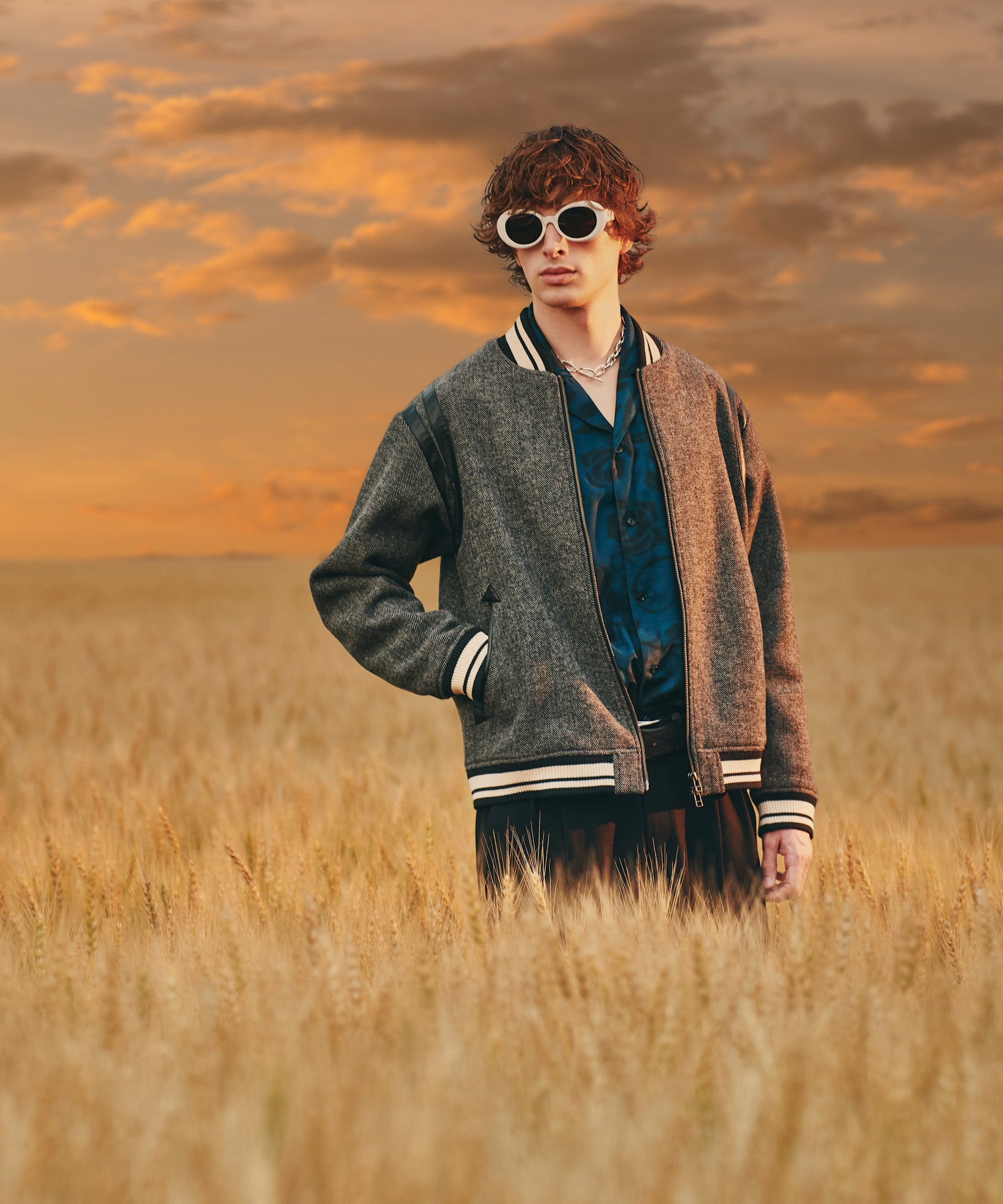 H:175 / C:82 / W:64 / H:83 着用サイズ:M