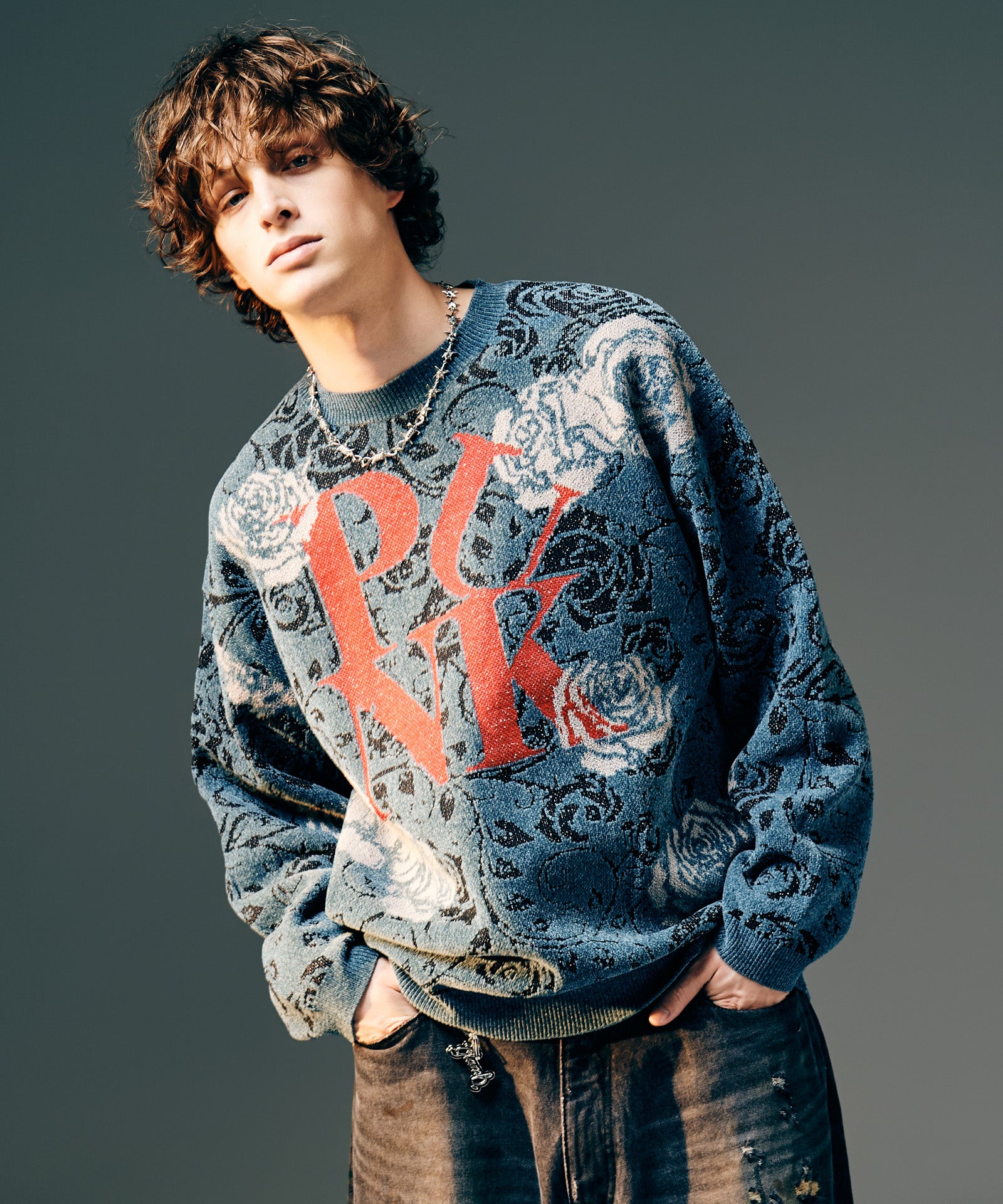 H:186 / C:89 / W:71 / H:92 着用サイズ:L