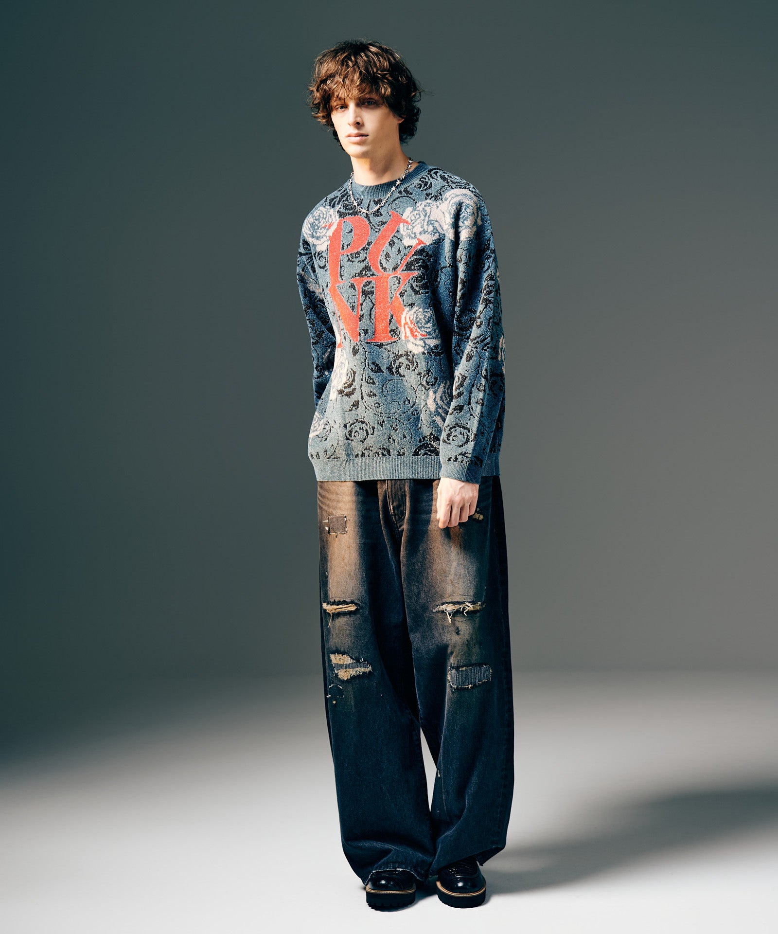 H:186 / C:89 / W:71 / H:92 着用サイズ:L