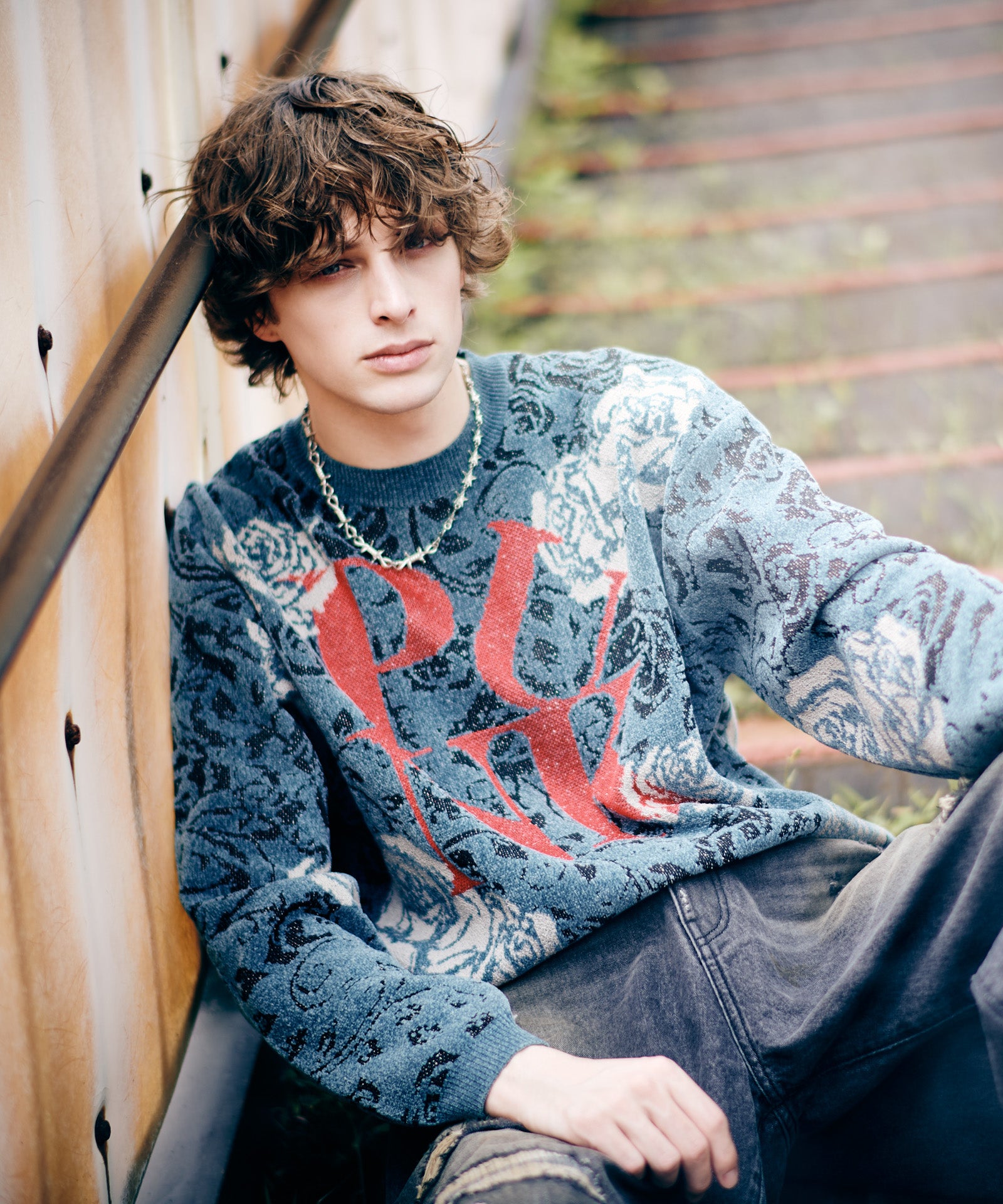 H:186 / C:89 / W:71 / H:92 着用サイズ:L