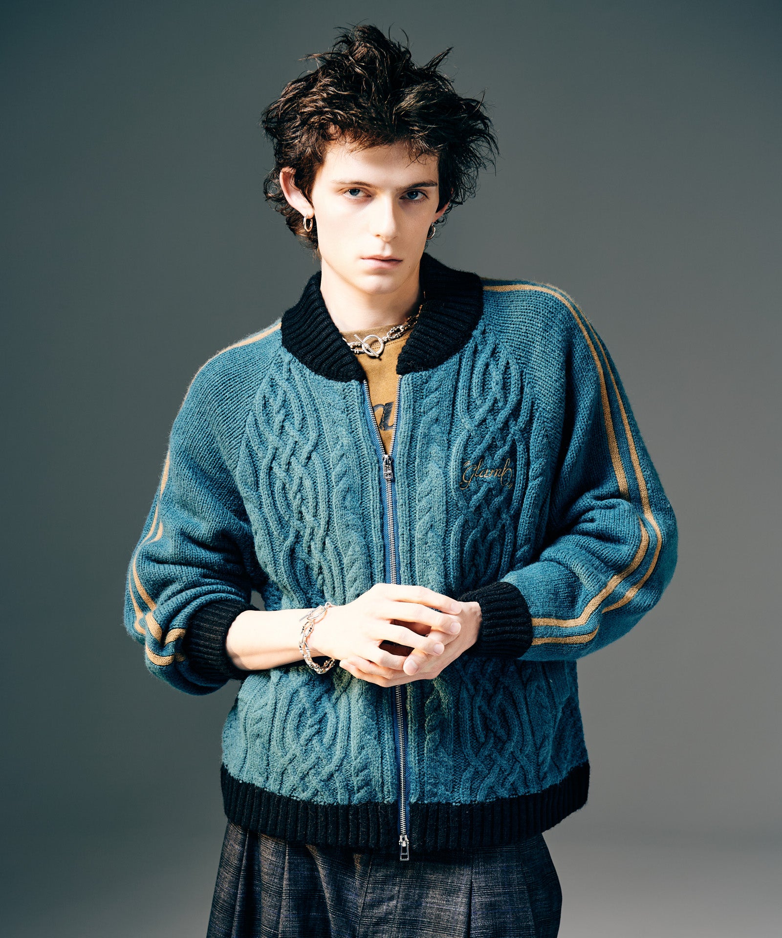 H:175 / C:82 / W:64 / H:83 着用サイズ:M