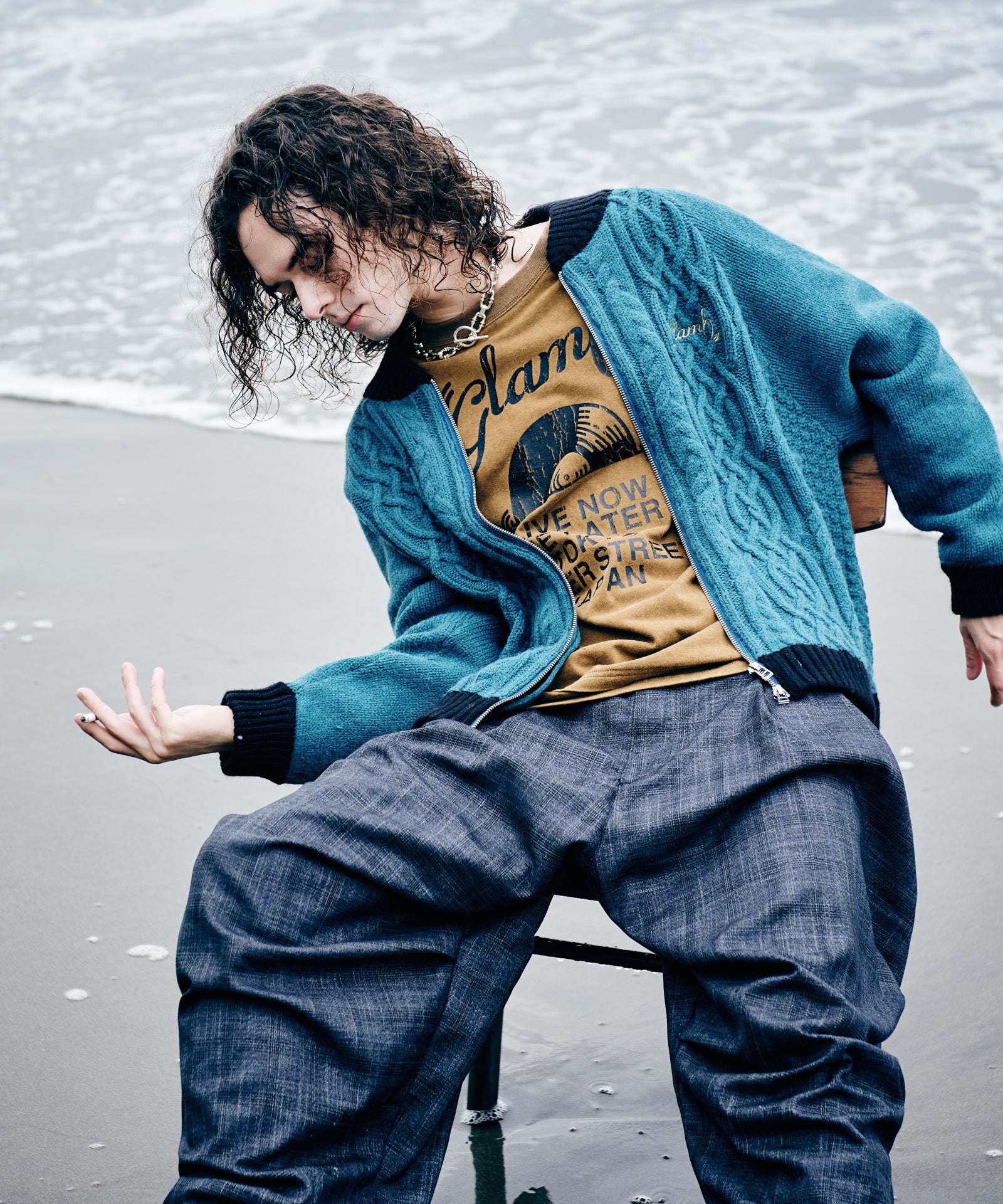 H:175 / C:83 / W:66 / H:87 着用サイズ:M