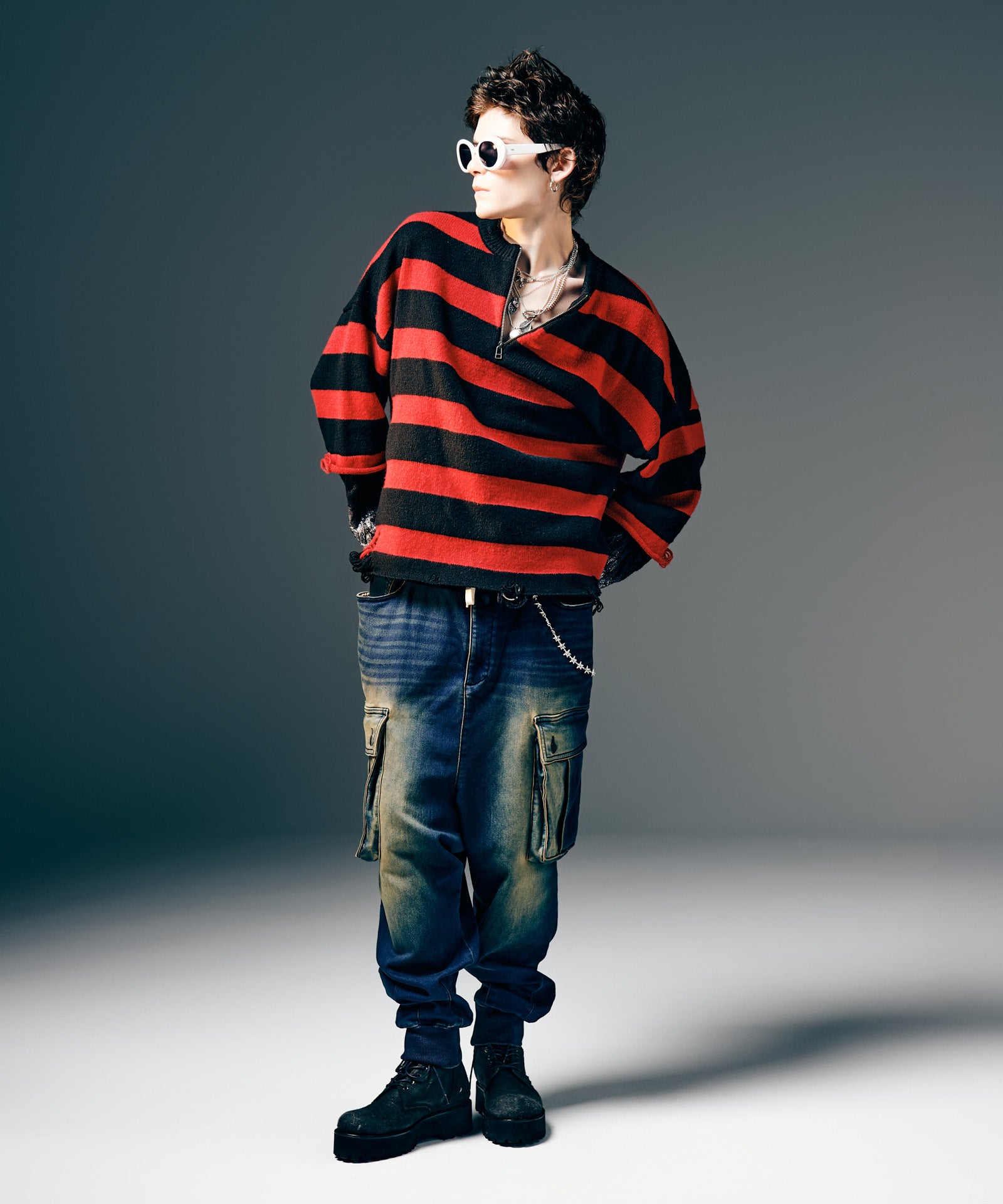 H:175 / C:82 / W:64 / H:83 着用サイズ:L