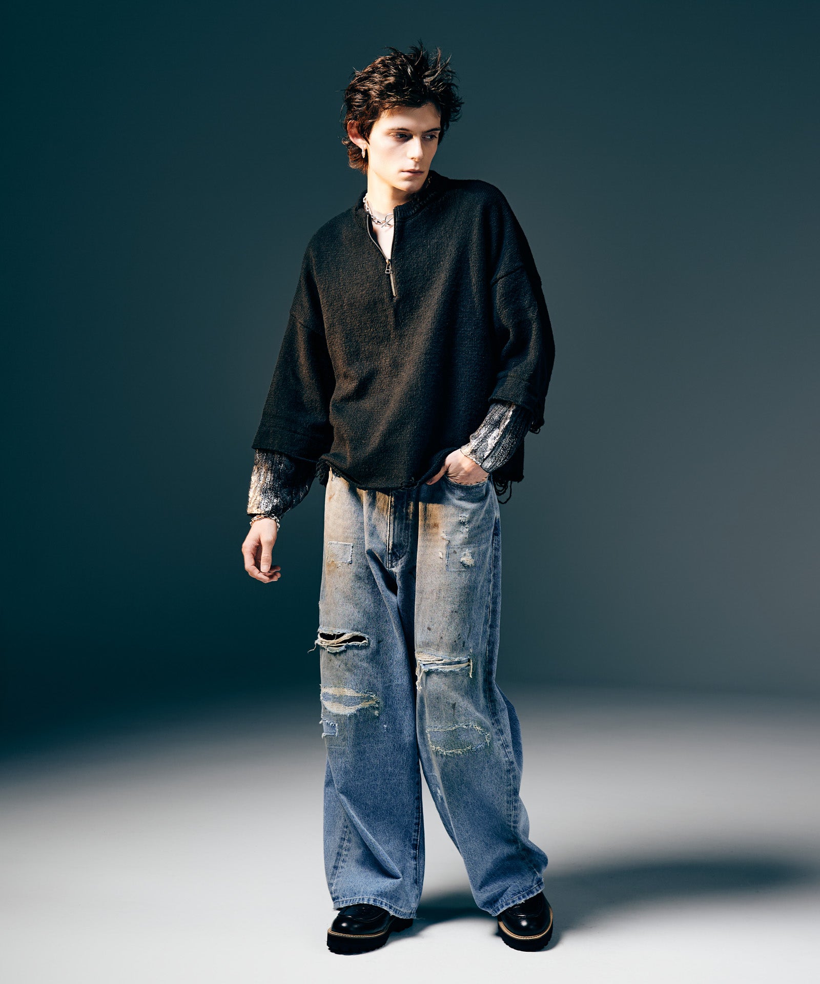 H:175 / C:82 / W:64 / H:83 着用サイズ:M