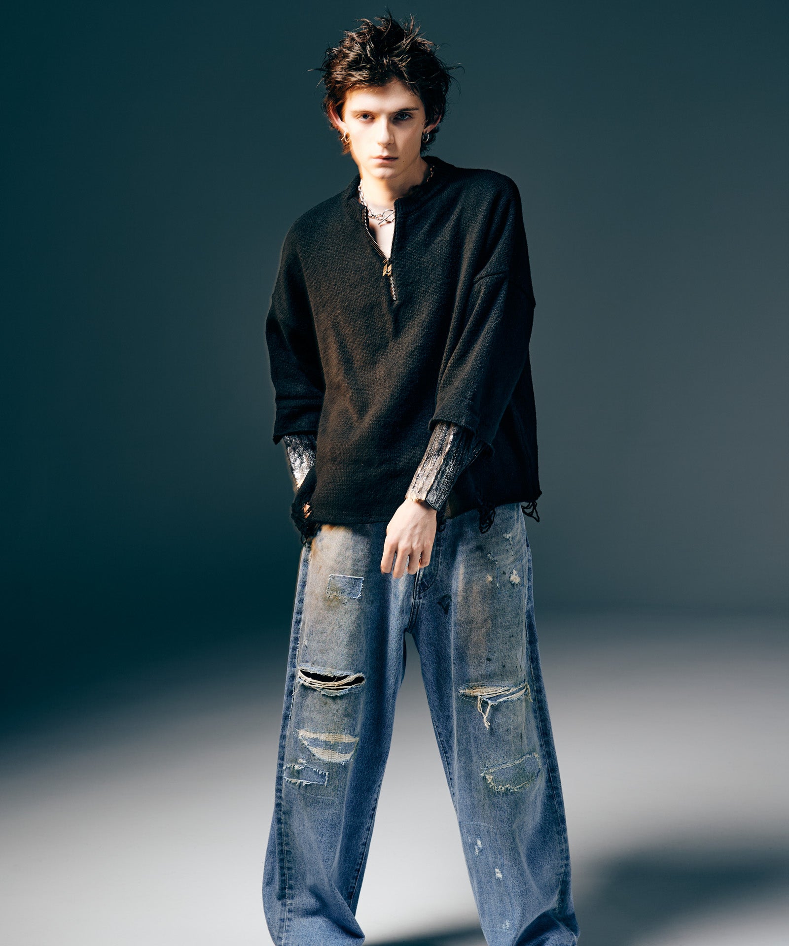 H:175 / C:82 / W:64 / H:83 着用サイズ:M