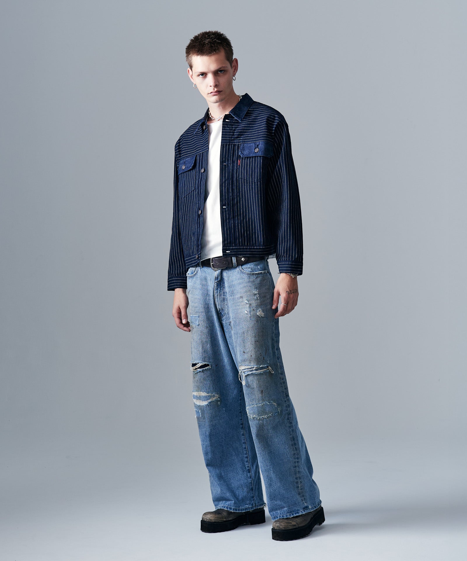 H:187 / C:92 / W:74 / H:91 着用サイズ:M