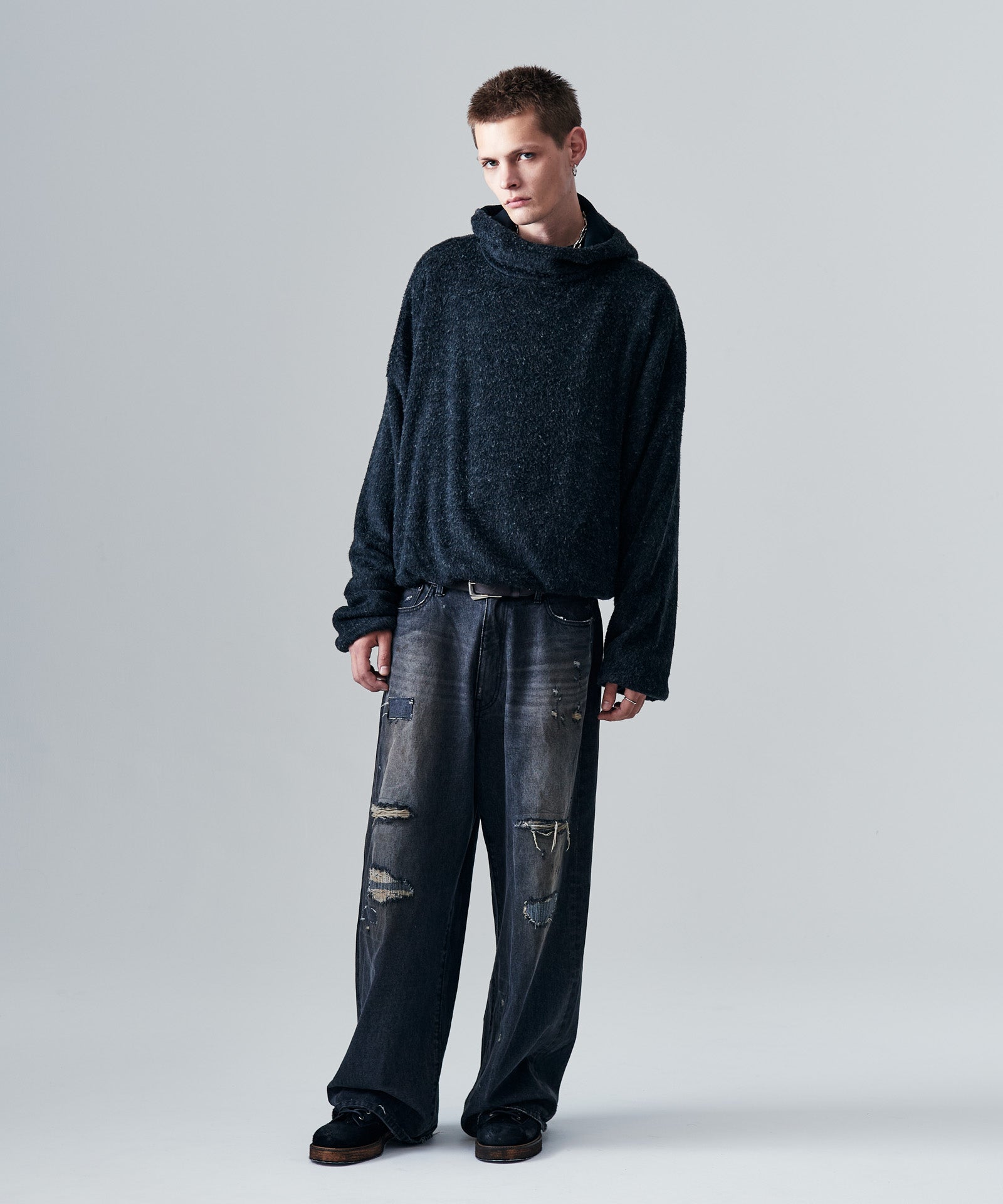 H:187 / C:92 / W:74 / H:91 着用サイズ:L