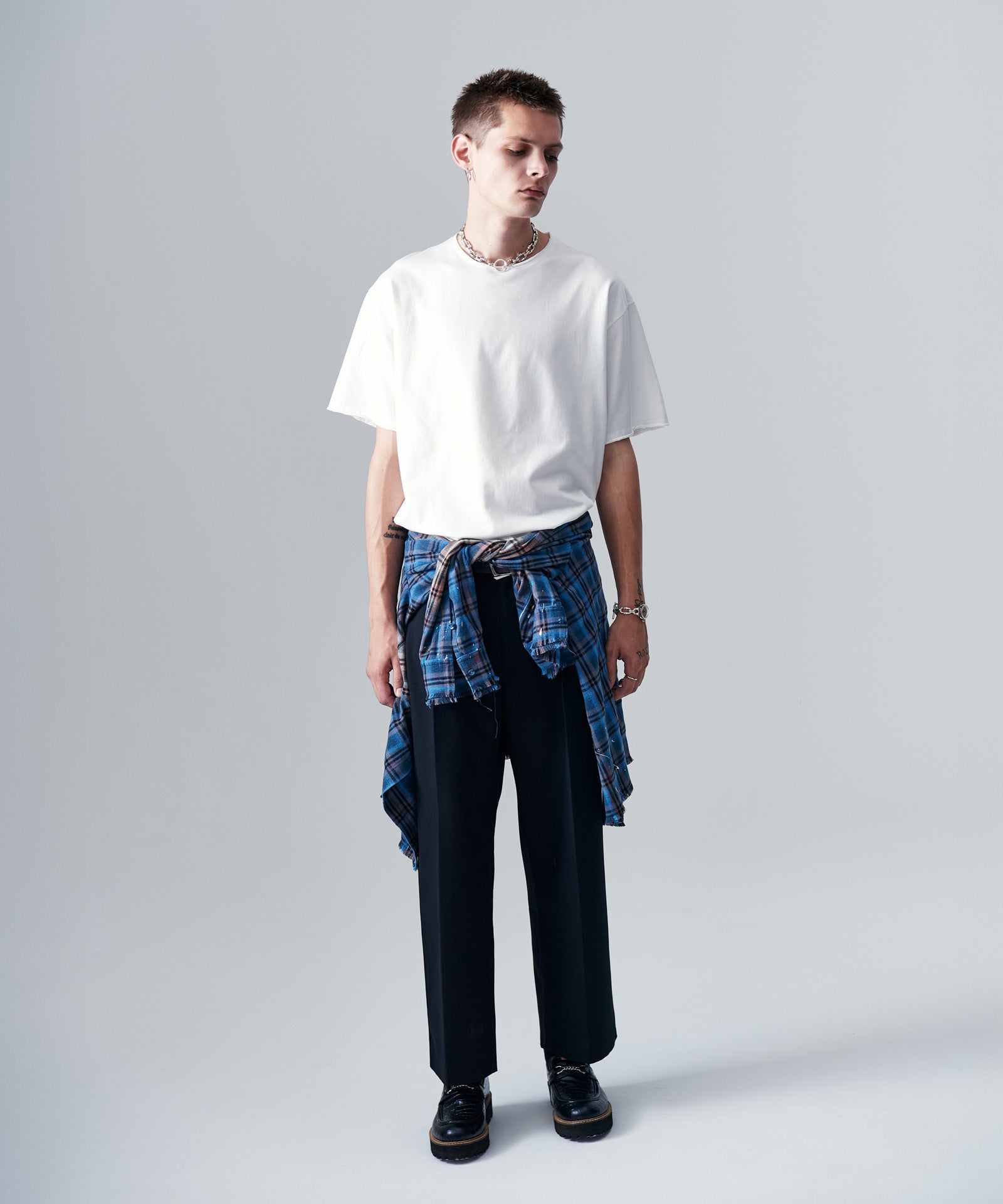 H:187 / C:92 / W:74 / H:91 着用サイズ:L