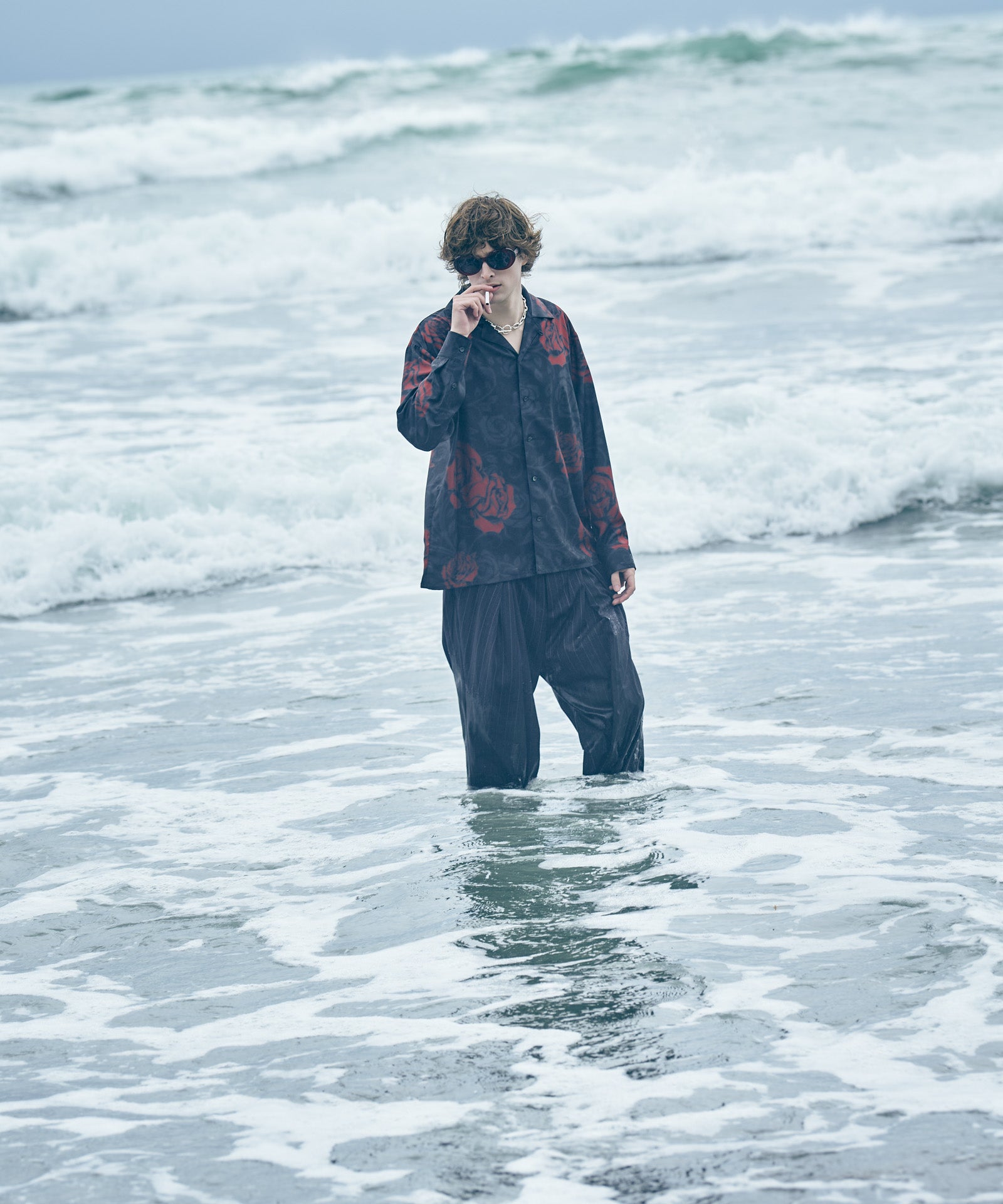 H:186 / C:89 / W:71 / H:92 着用サイズ:M