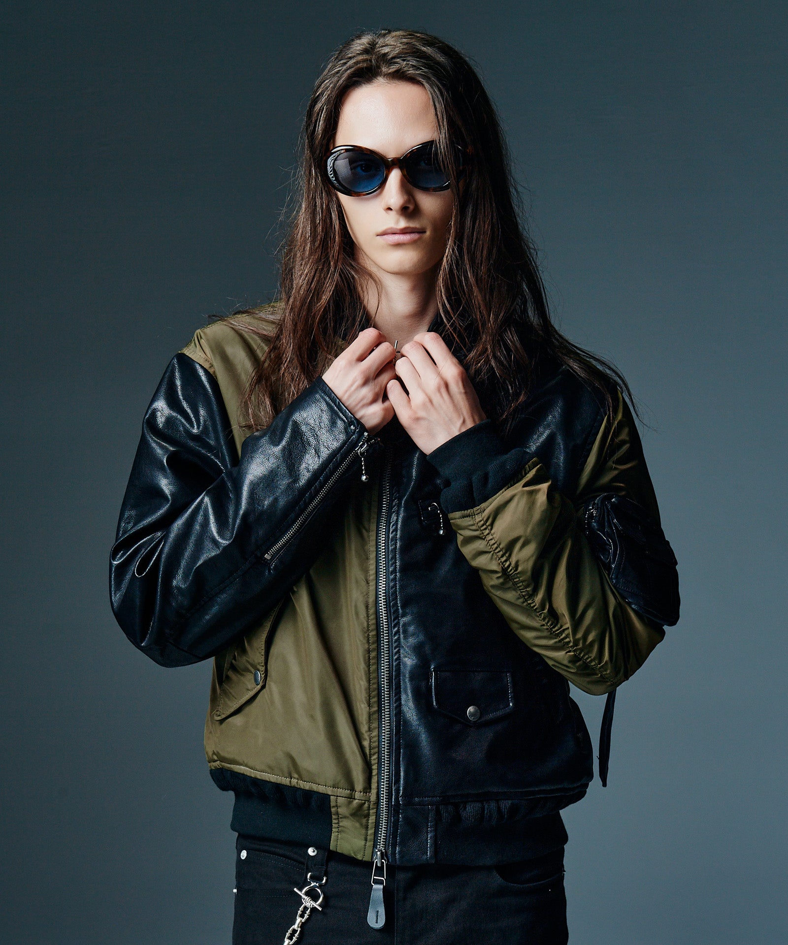 H:184 / C:80 / W:69 / H:91 着用サイズ : L