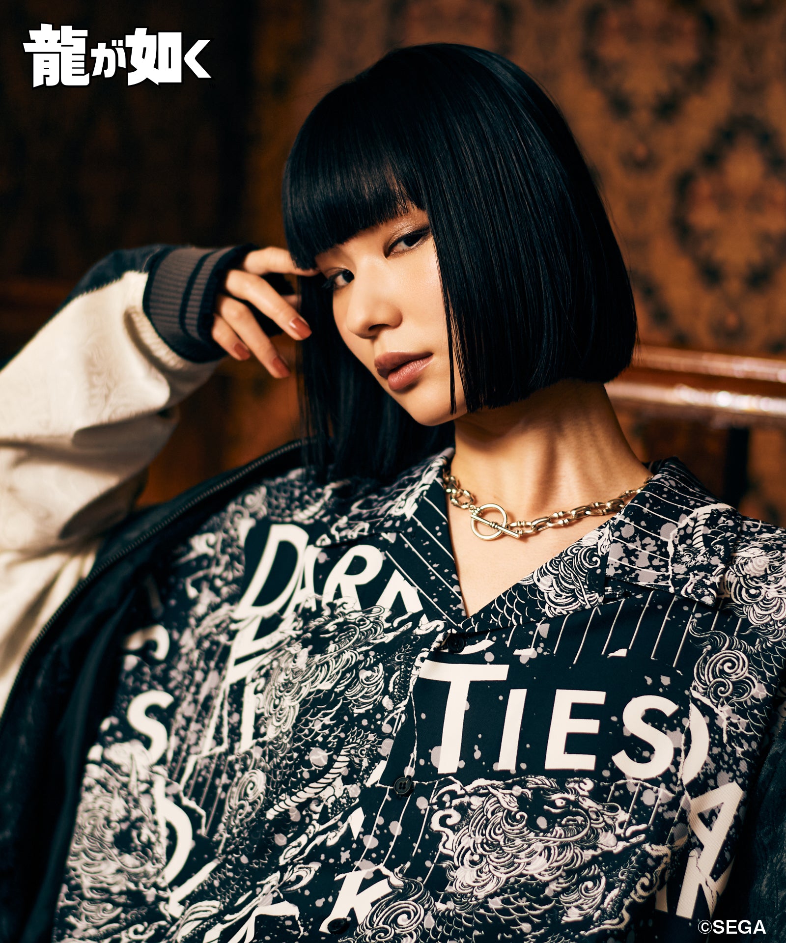 H:170 / C:77 / W:57 / H:81 着用サイズ:L