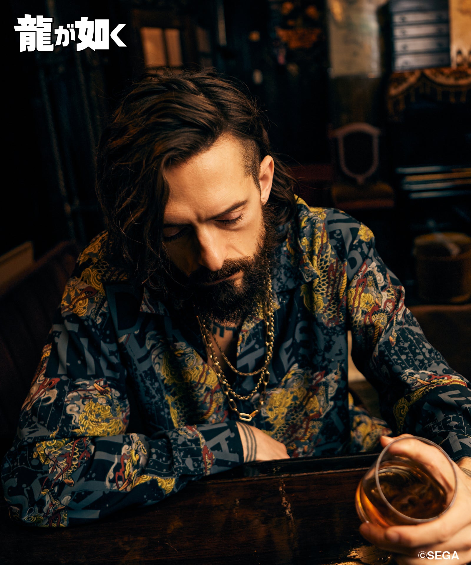 H:185 / C:86 / W:74 / H:90 着用サイズ:L