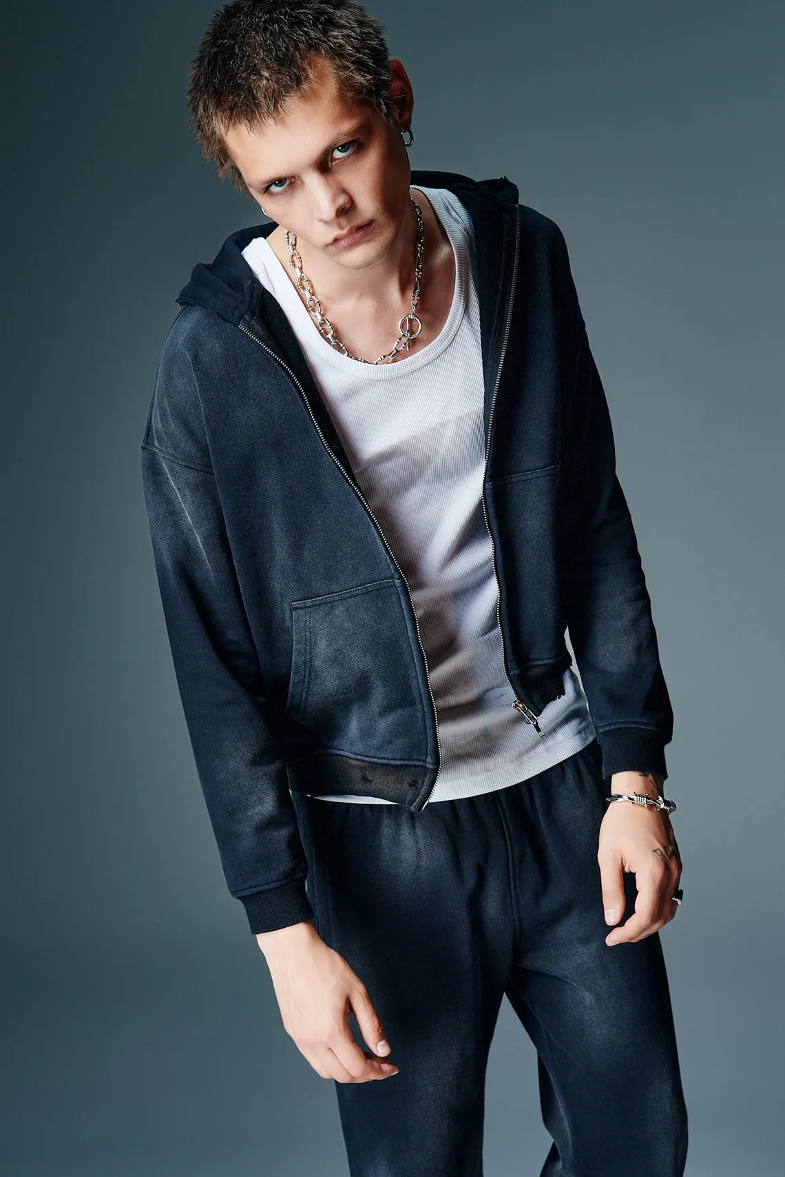26at-collection-look56
