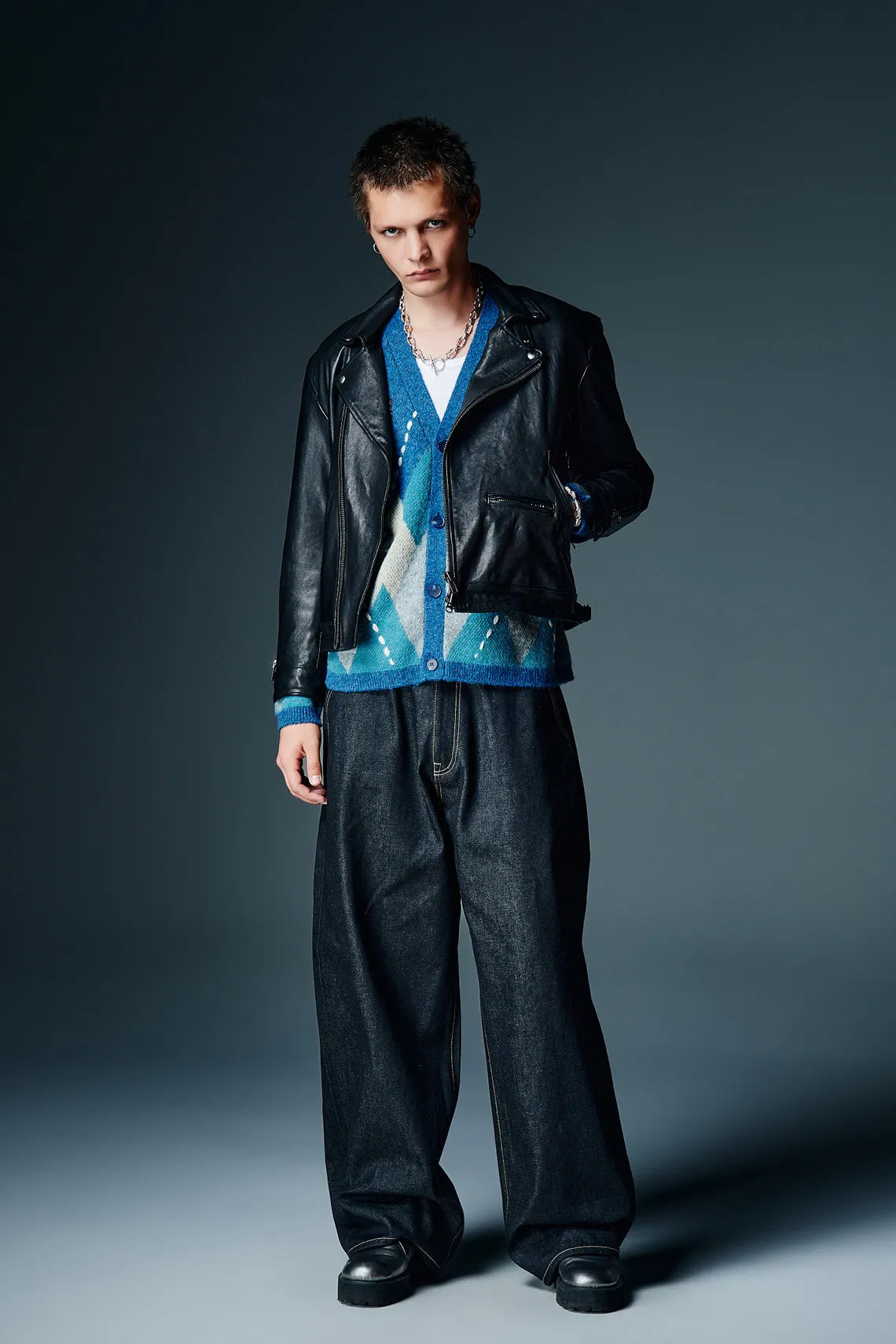 26at-collection-look75