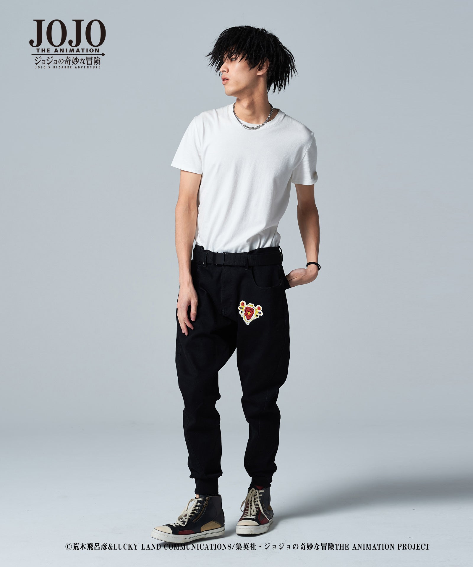 GB0121/JJ05: Red Stone jogger denim – glamb Online Store