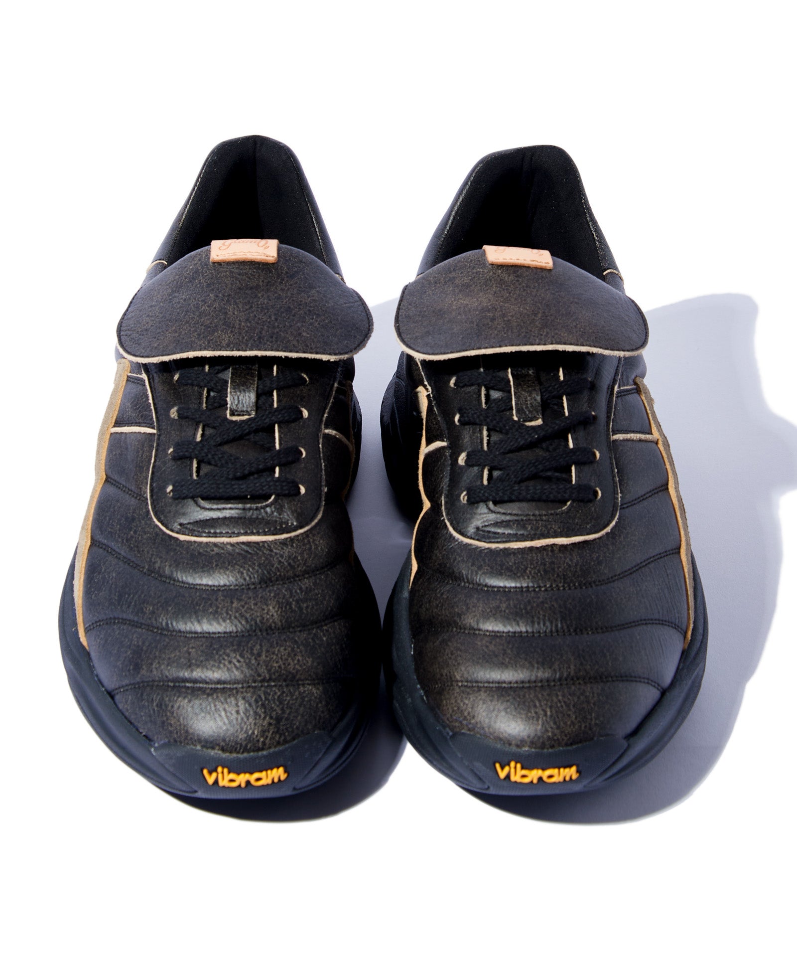 GB0125/AC02 : Crack Leather Sneakers / クラックレザースニーカー