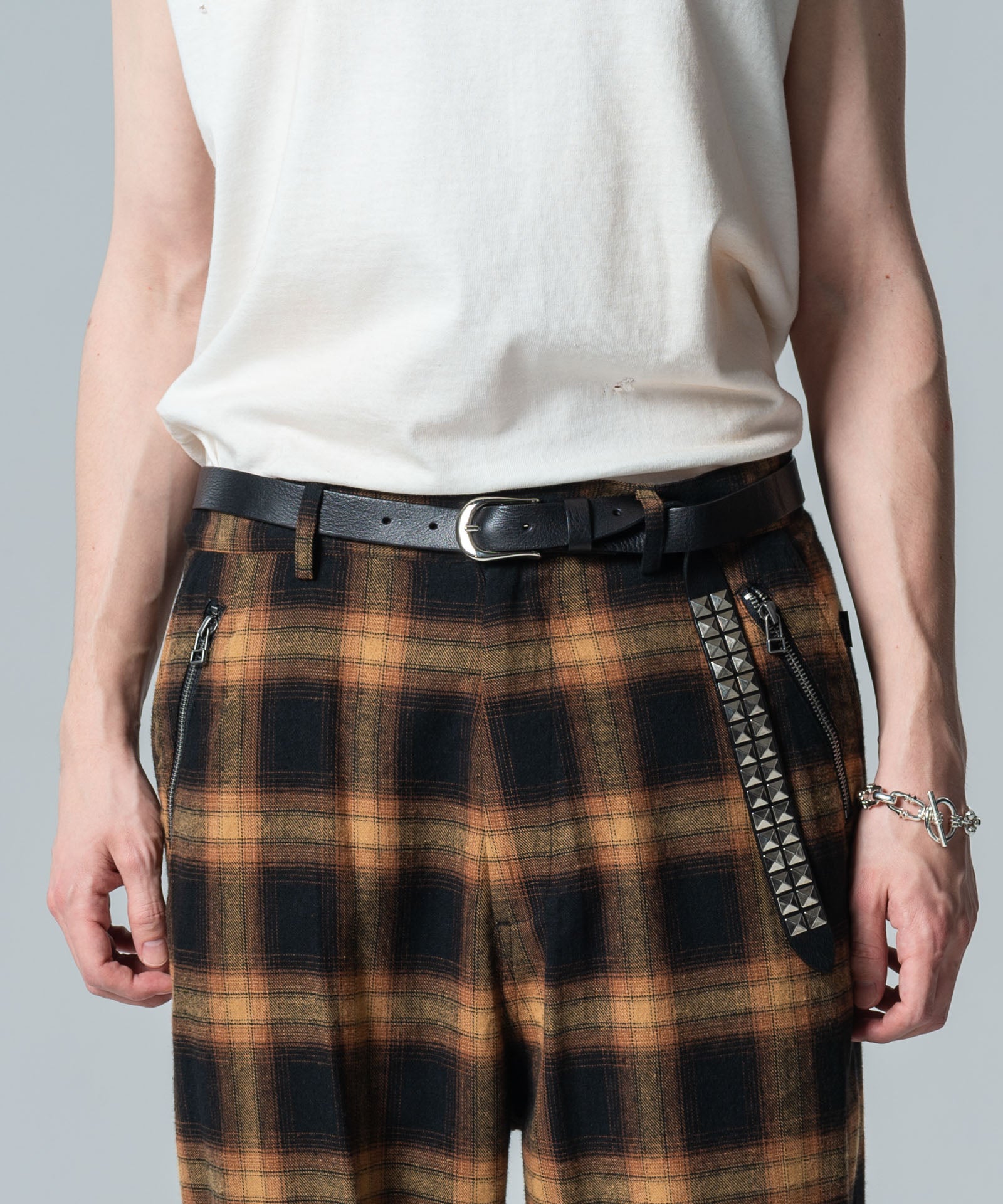 archive studs belt ピンなし　穴なし　ロック　パンク archive studs belt - メルカリ