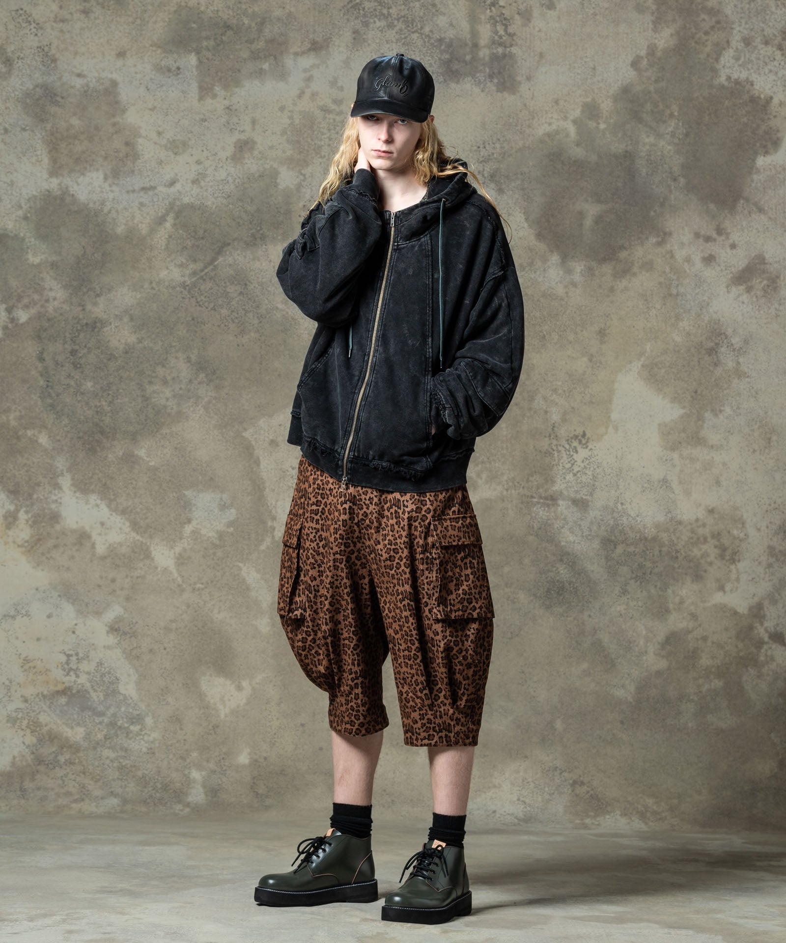 GB0125/CS20 : Distorted High Neck Hoodie / ディストーテッド