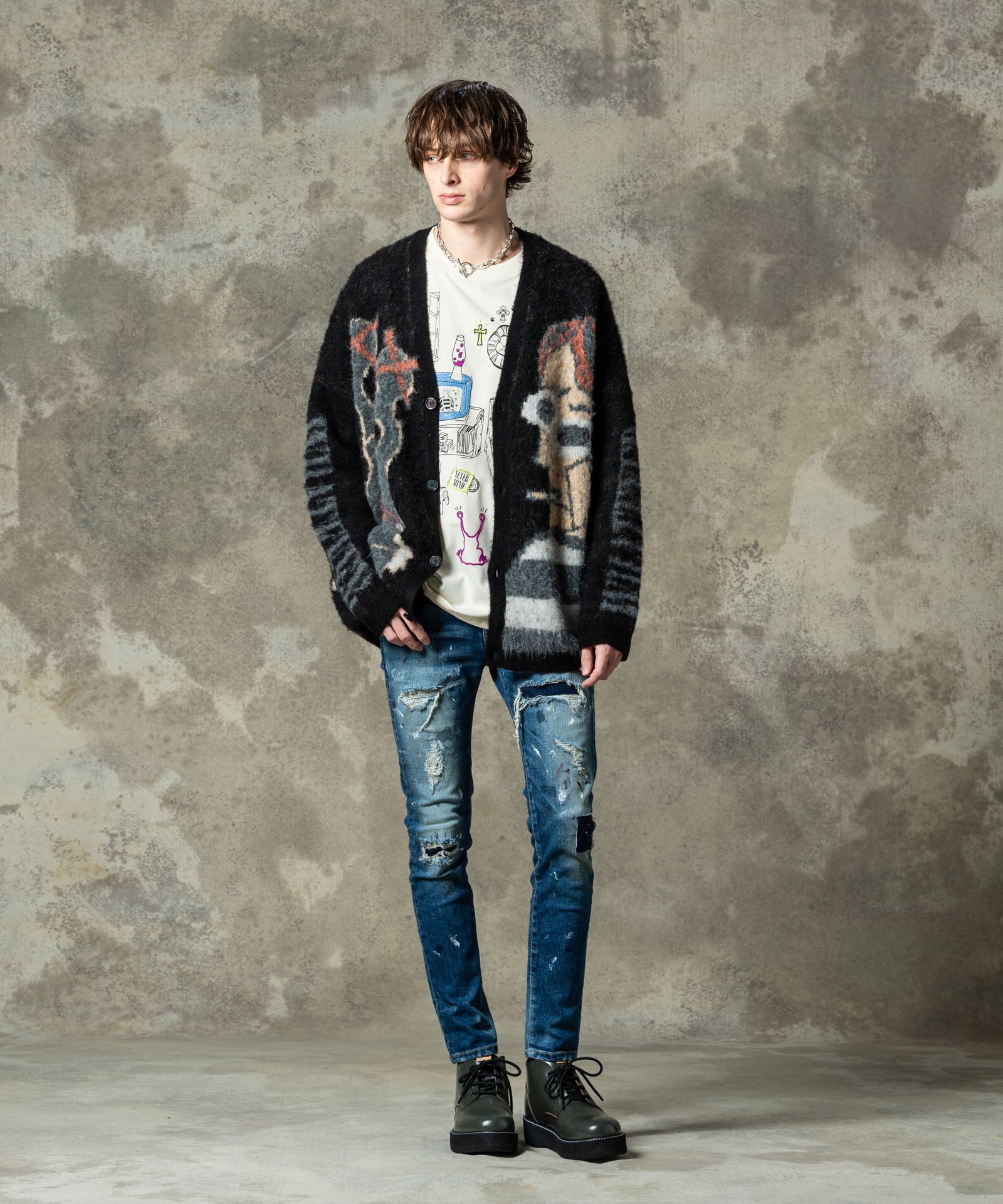 GB0125/KNT02: Weeping Man Cardigan – glamb Online Store
