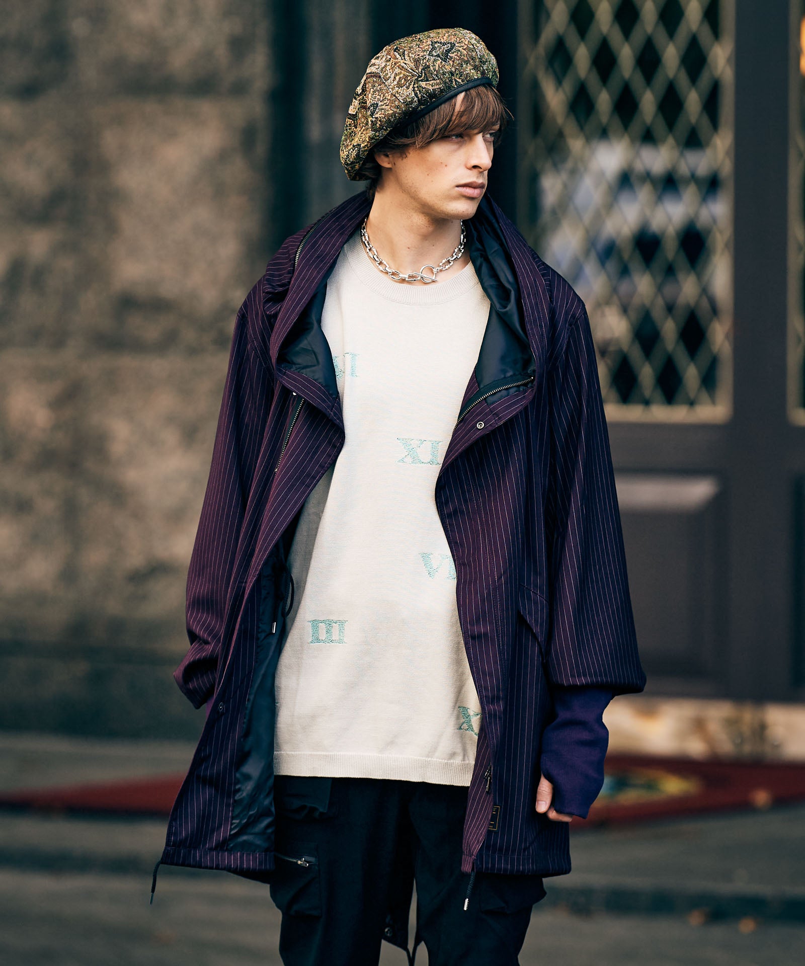 純銀・シルバートロフィー2つ 純銀・シルバートロフィー2つ 銀カップ・トロフィー ｜ 内藤銀器