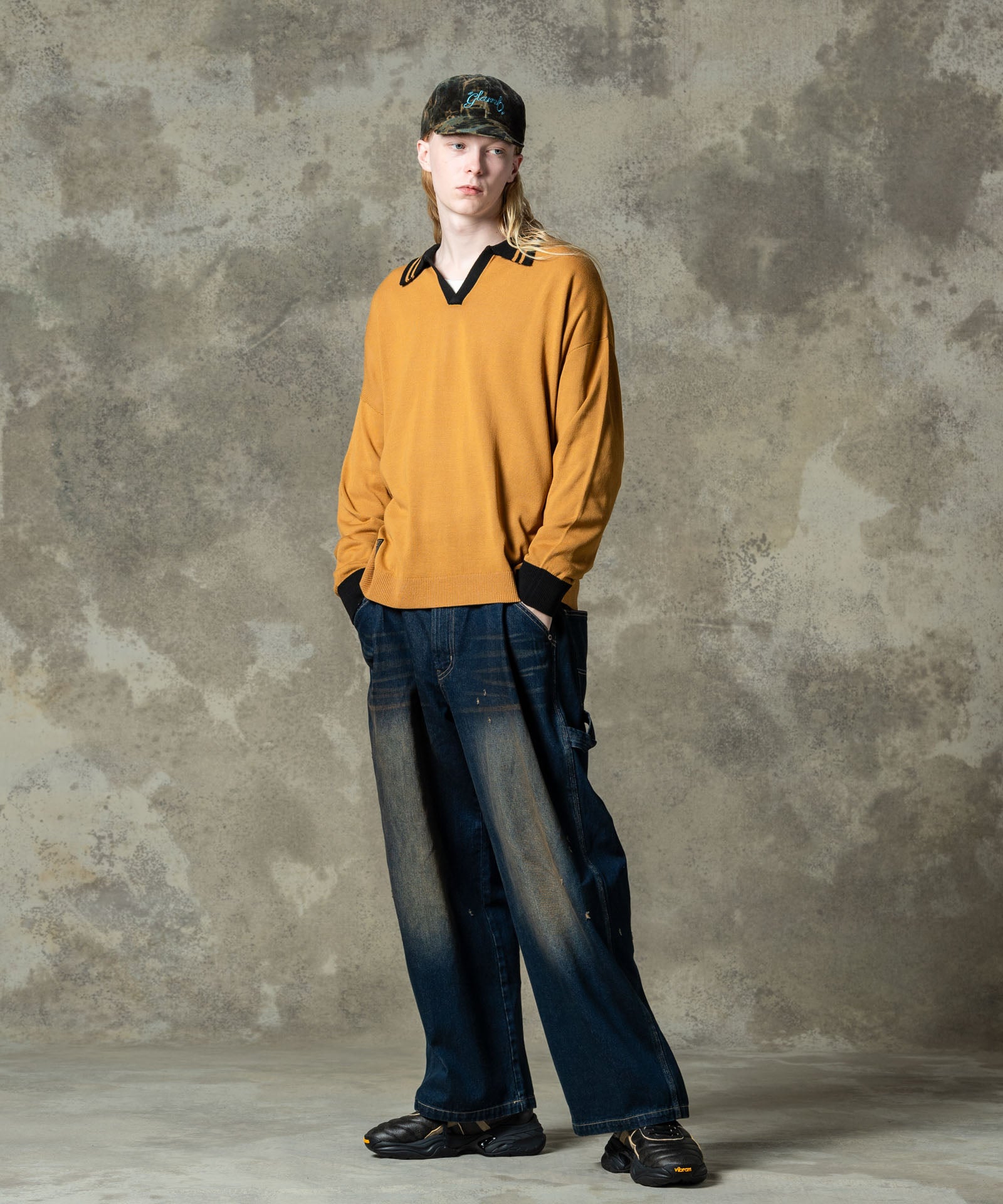 GB0125/KNT08: Line Skipper Collar Knit | glamb Online Store