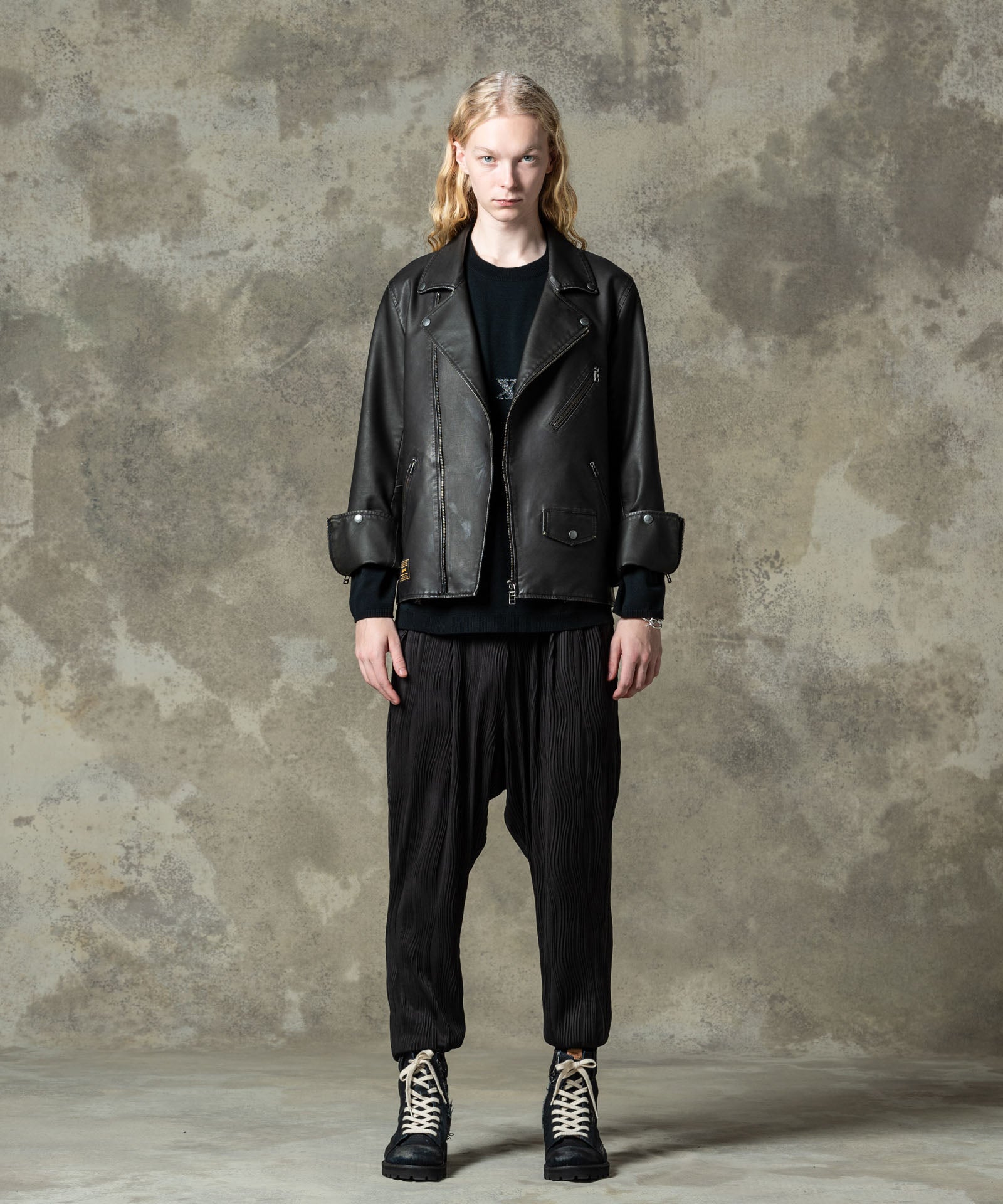 Thunder Group SLIP003 はめ込みパン 7クォート 直径9-1/2インチ x 高さ8-1/4インチ 鏡面研磨仕上げ 内側はサテン仕上げ ステンレススチール 6個パッ並行輸入品 Thunder Group SLIP003 はめ込みパン 7クォート 直径9-1&frasl;2インチ x 高さ8-