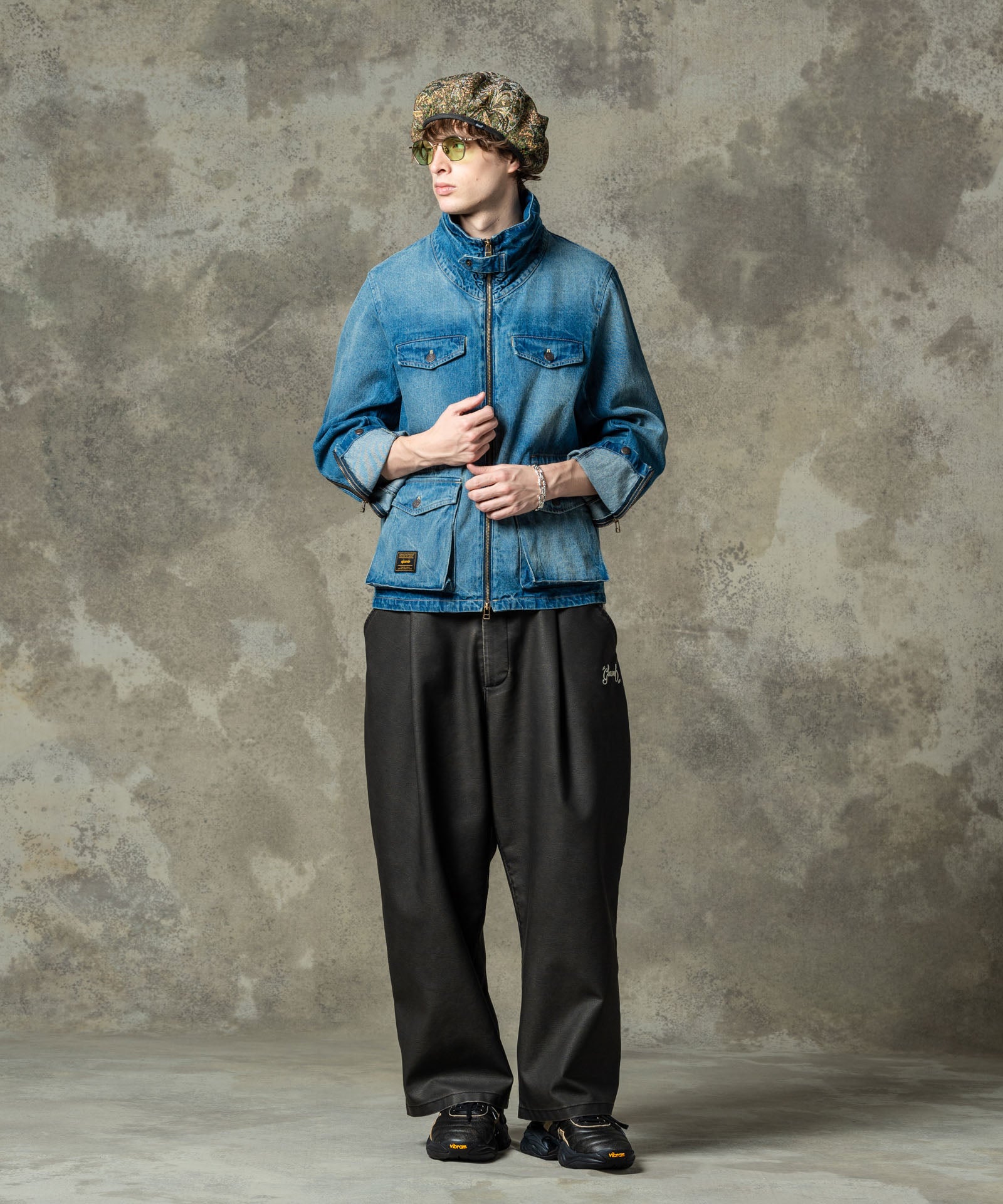 定価25300円　glambグラム　レーヨン　サルエル　テーパードスラックス　M glambグラム レーヨン サルエル テーパードスラックス M