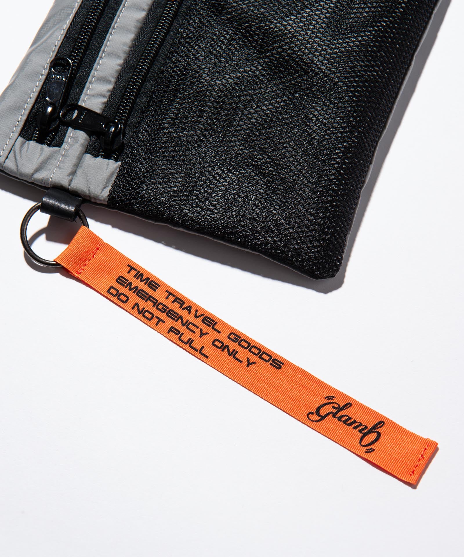 GB0225/AC06 : TIME TRAVELER Pouch / タイムトラベラーポーチ – glamb