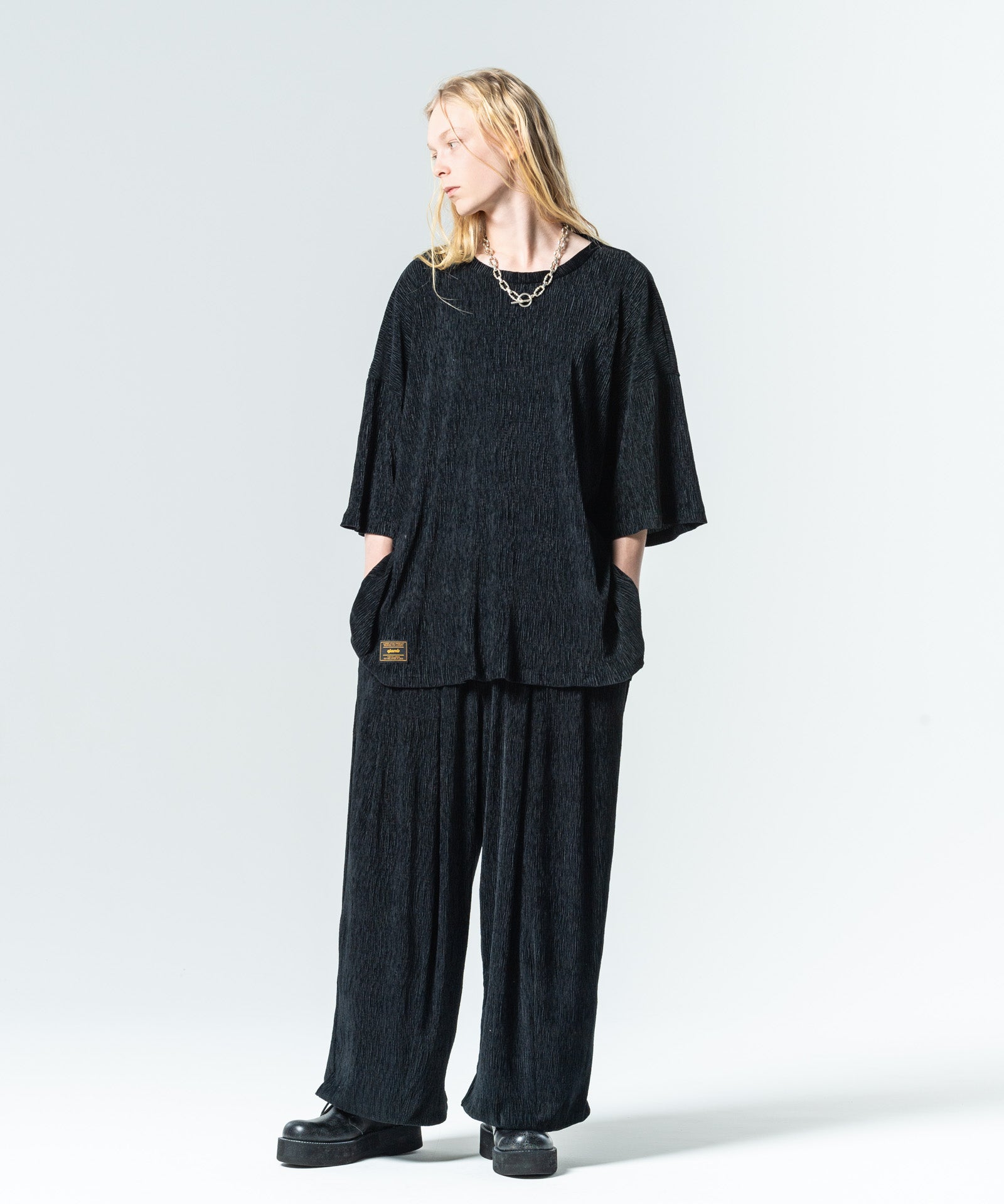 GB0225/P10 : Glamour Crepe Pants / グラマークレープパンツ – glamb