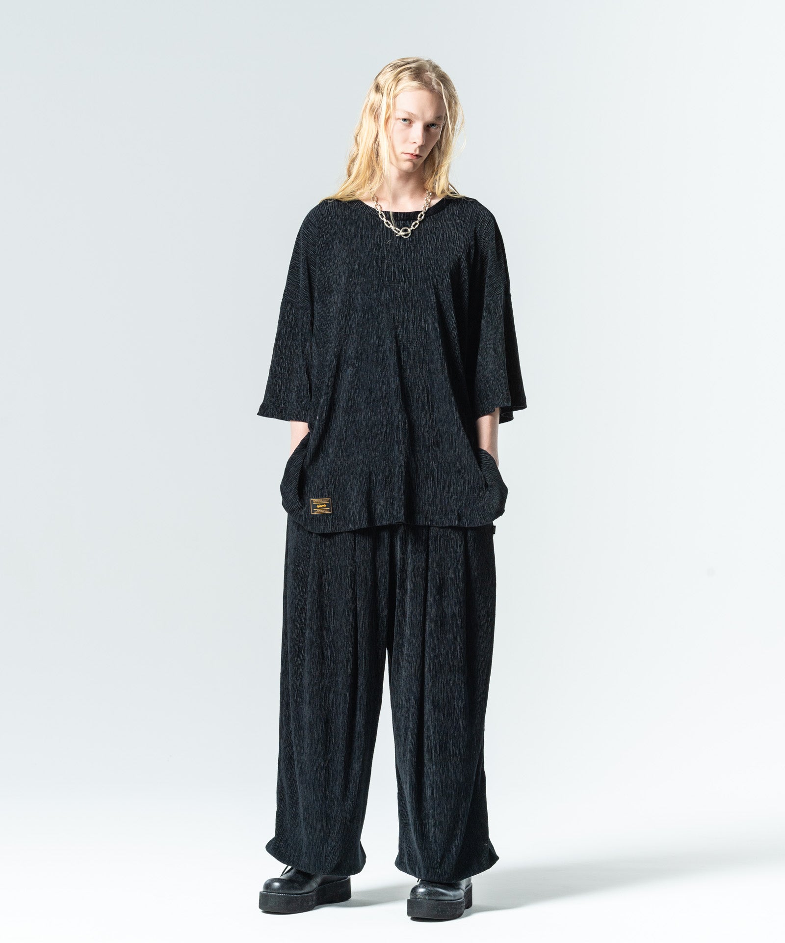 GB0225/P10 : Glamour Crepe Pants / グラマークレープパンツ – glamb