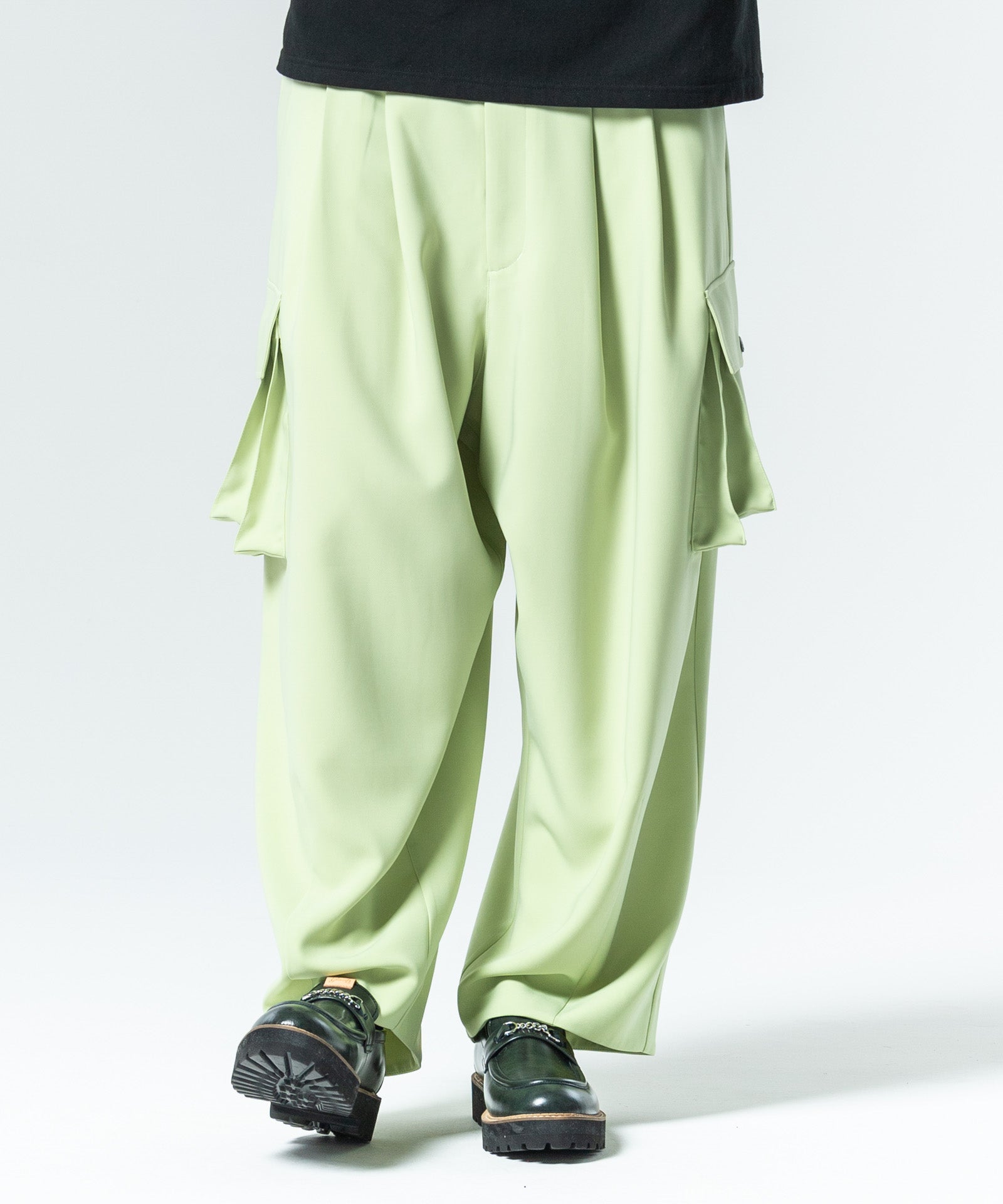 GB0225/P17 : Color Cargo Slacks / カラーカーゴスラックス | glamb