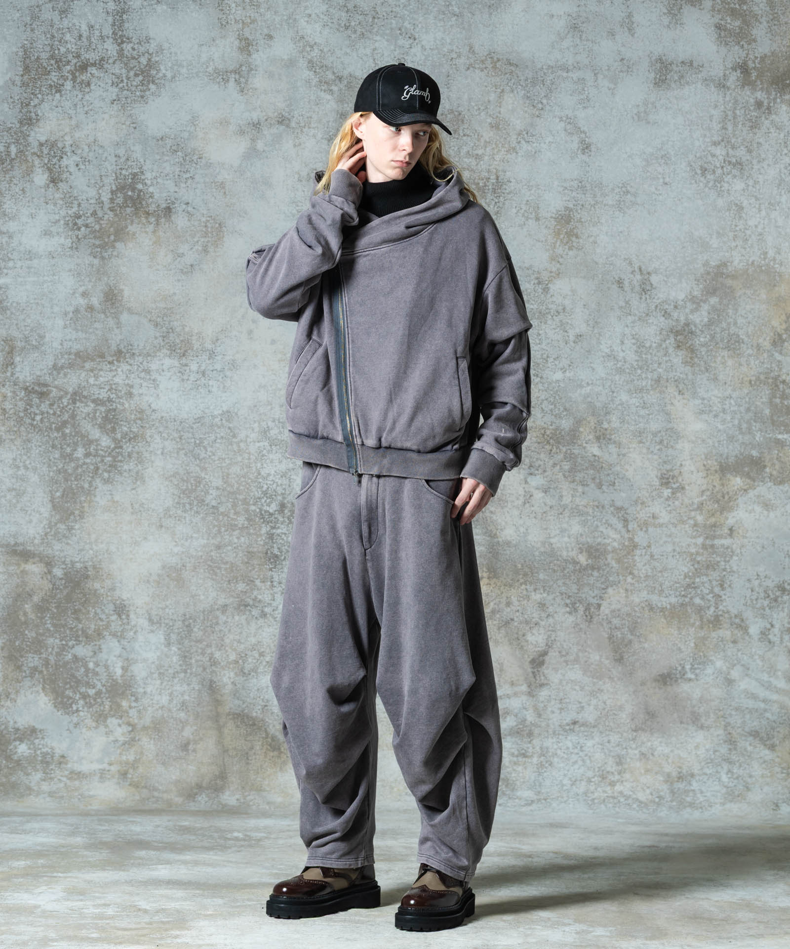 GB0325/CS23: Distorted Riders Hoodie | glamb Online Store
