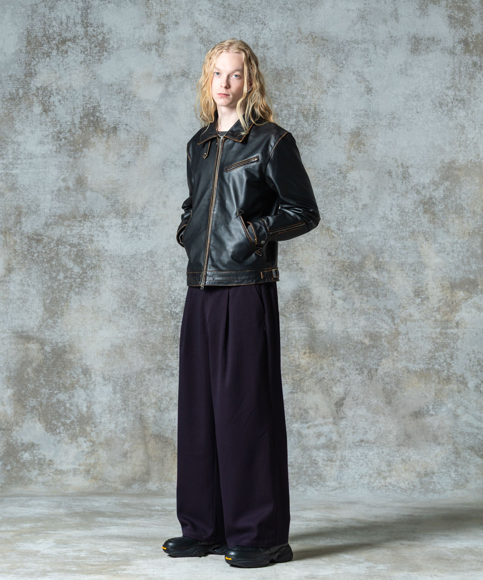 GB0325/P06 : Grace Wide Slacks / グレースワイドスラックス – glamb