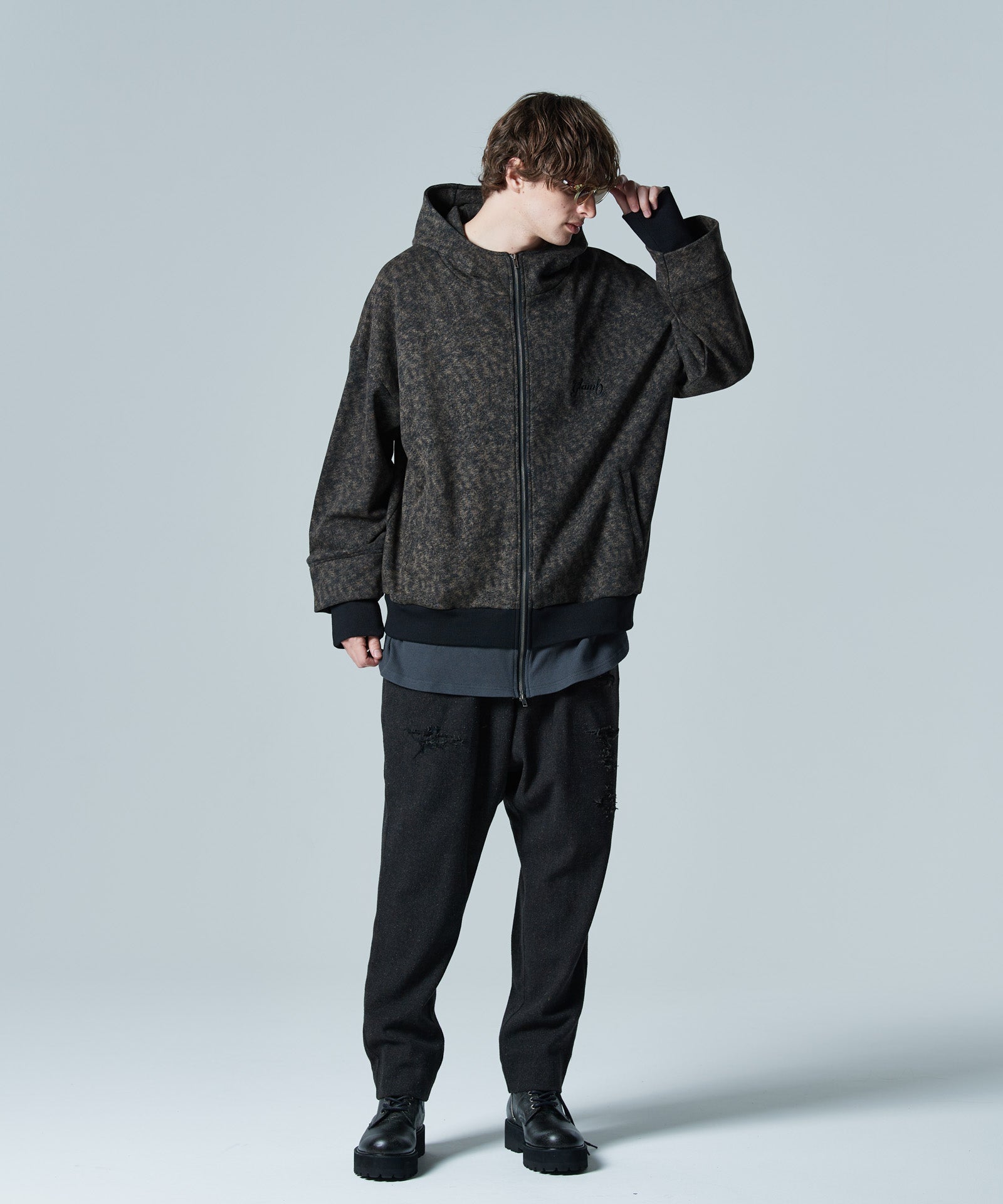 【美品】✨glambグラムNo Sleeve Hoodie/ノースリーブフーディ glamb(グラム)】 Himiko Toga Hoodie ヒミコトガフーディ(GB0422-HA09