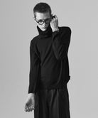 H:187 / C:92 / W:74 / H:91 着用サイズ:M