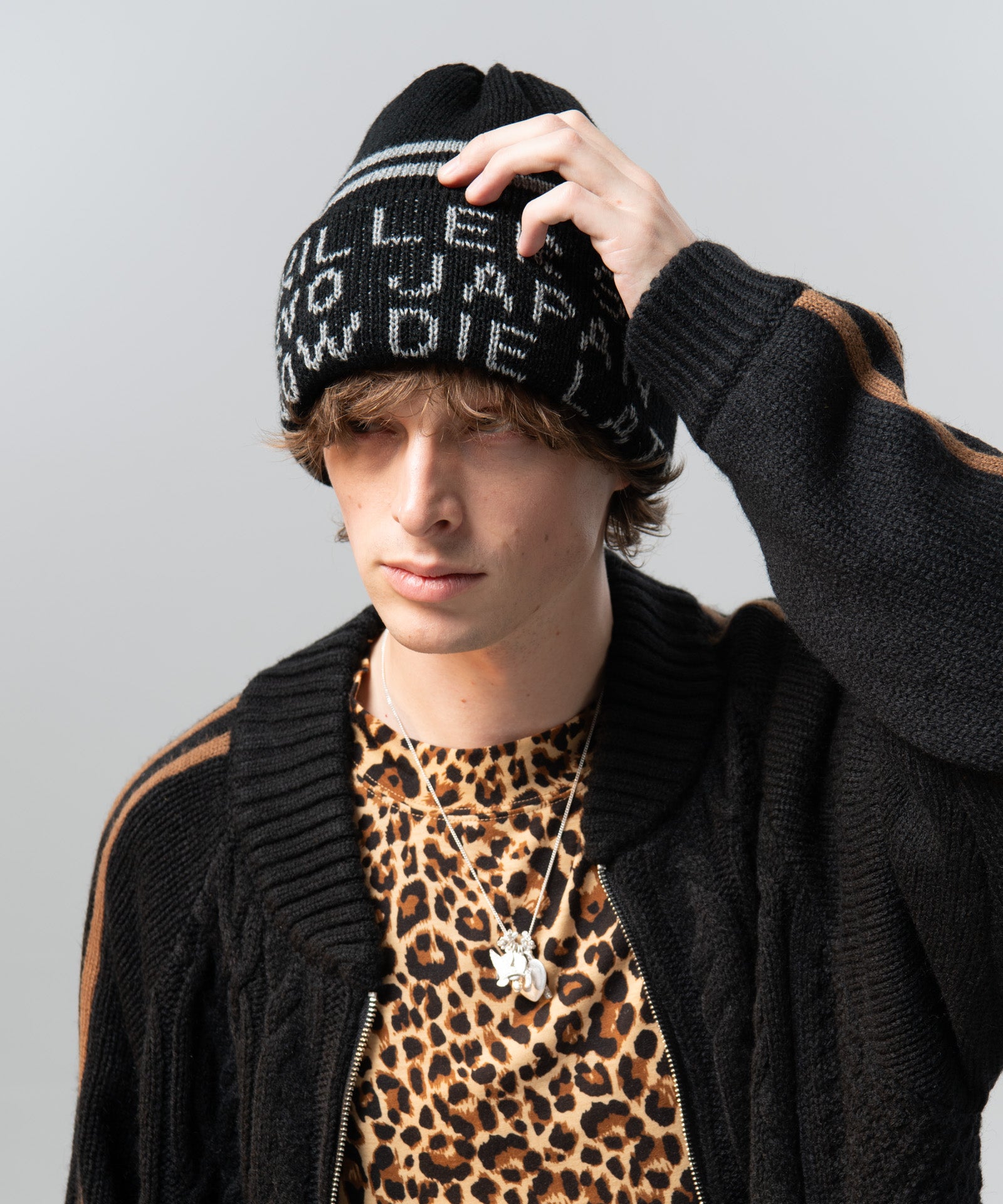 GB0425/CP01 : Lettering Knit Cap / レタリングニットキャップ