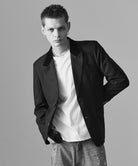 H:187 / C:92 / W:74 / H:91 着用サイズ:L