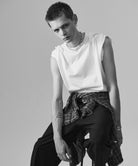 H:187 / C:92 / W:74 / H:91 着用サイズ:L