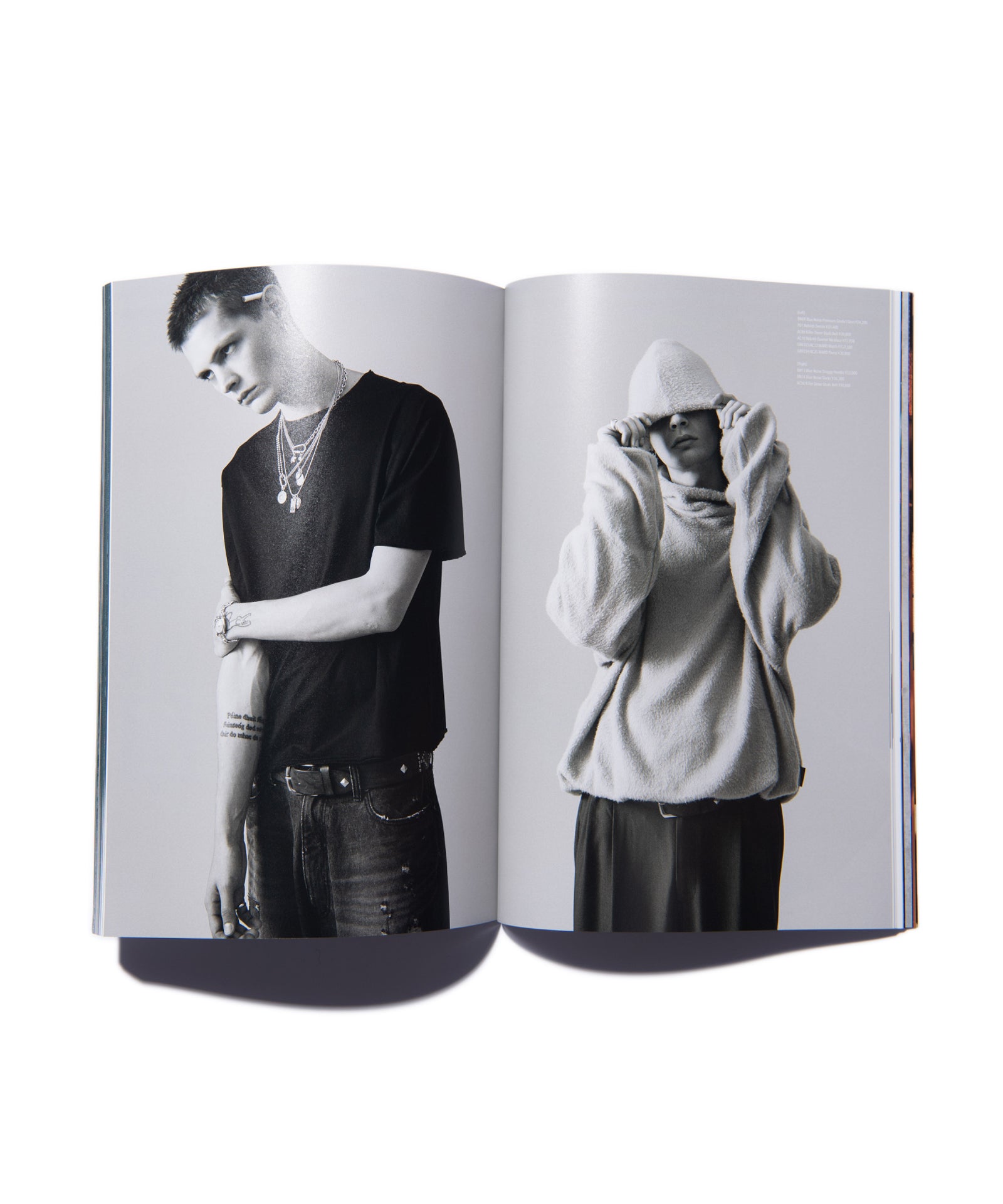 GB0425/LB01 : glamb Collection Look Book Vol.77【w.o.d.】 | glamb