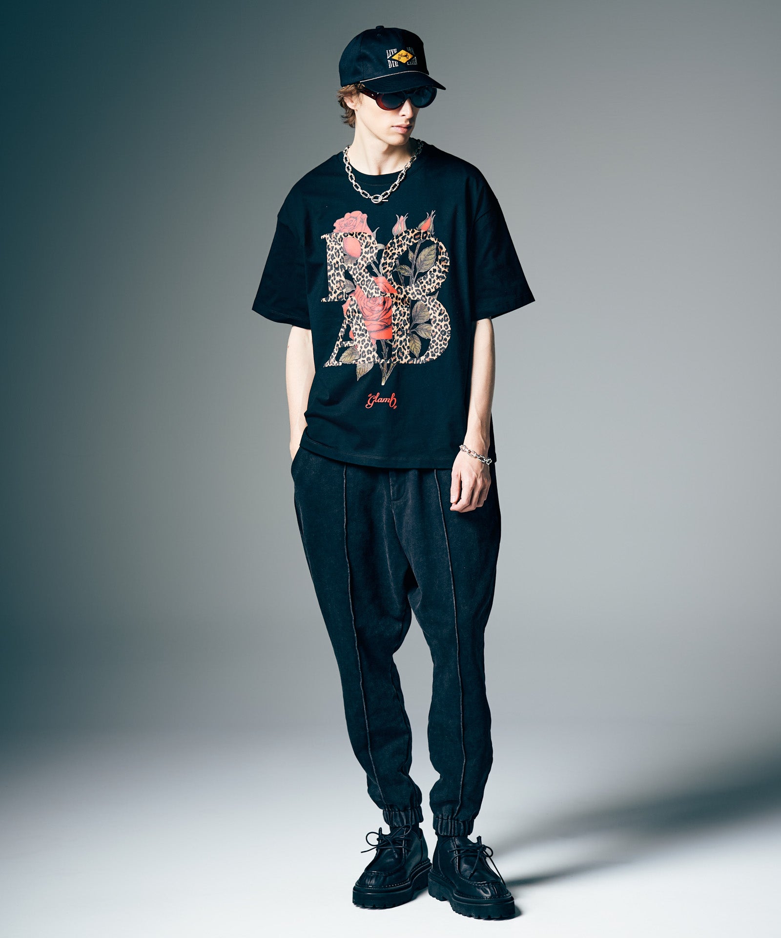 GB0226/CS11 : Velour Road T-Shirt / ベロアロードTシャツ | glamb