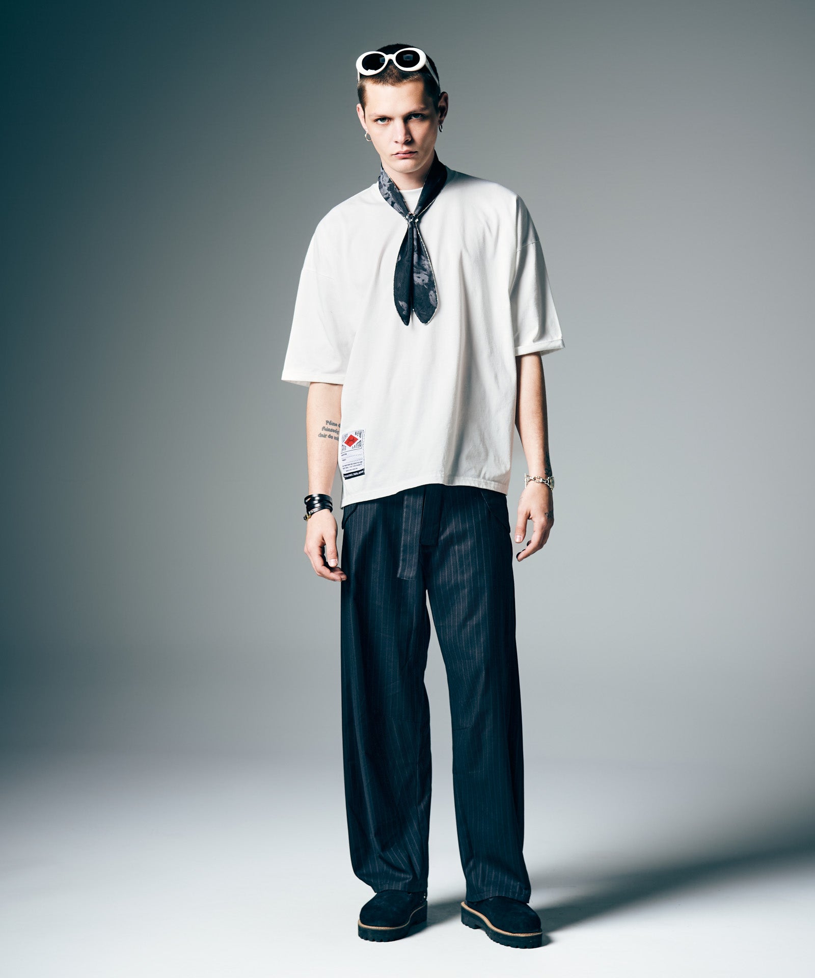 H:187 / C:92 / W:74 / H:91 着用サイズ:L