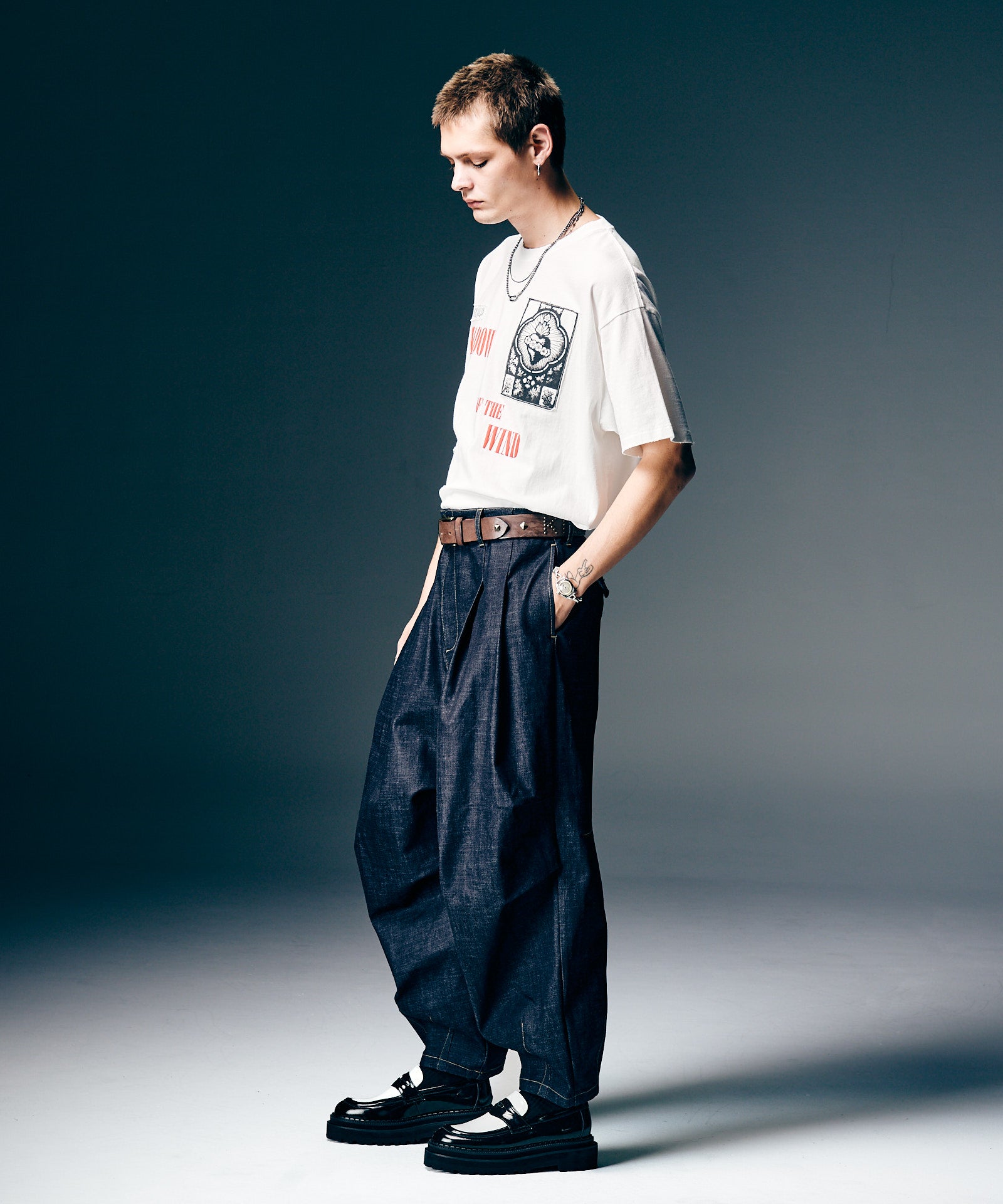 GB0126/P08 : Crossover Tuck Pants / クロスオーバータックパンツ